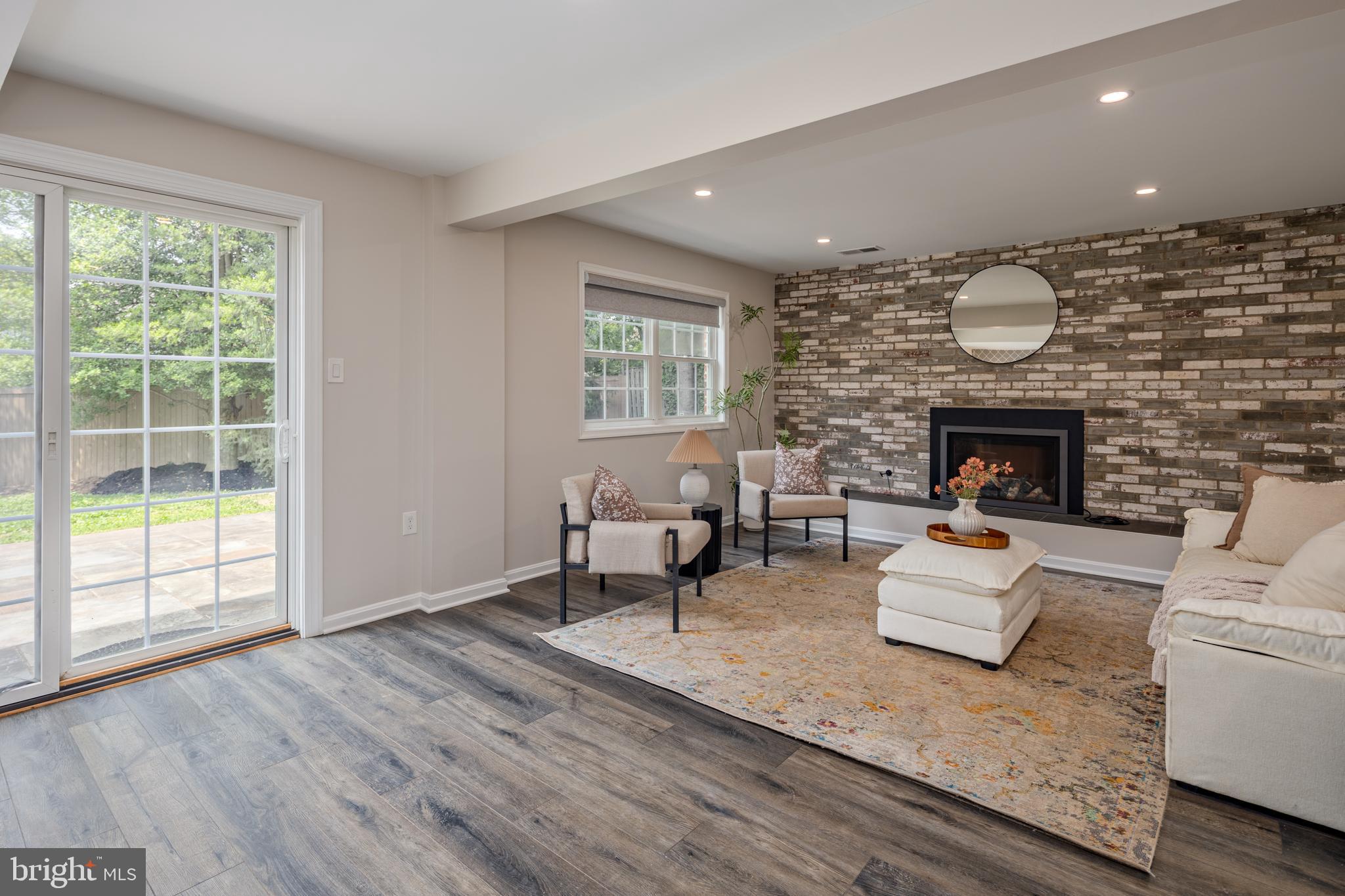 HIGHLAND STONE - Residential