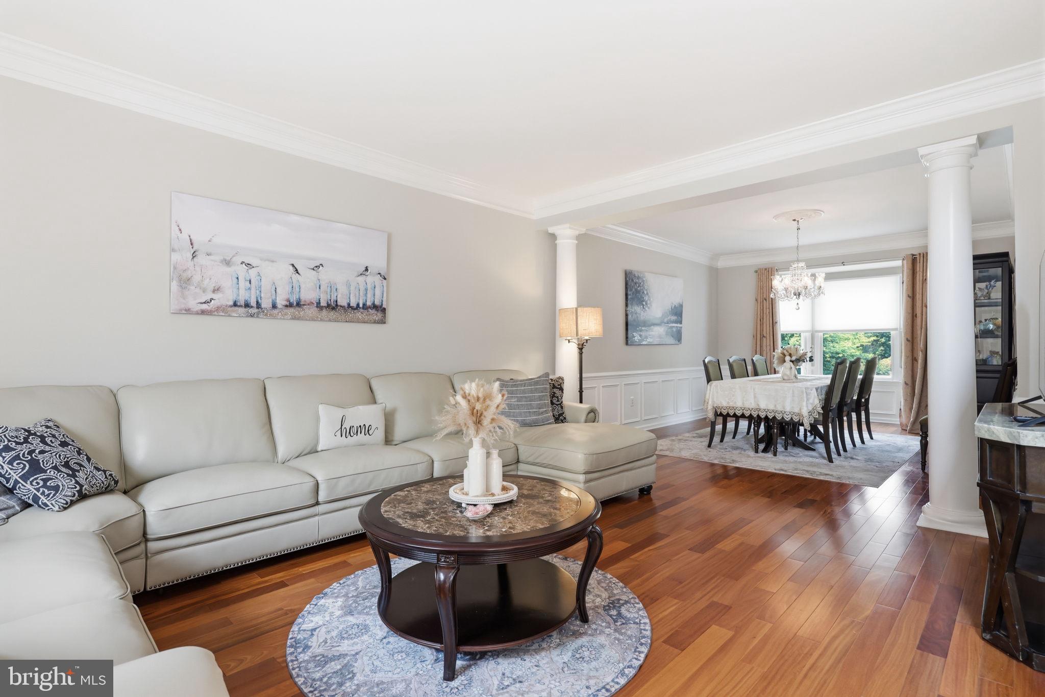 BRIDLE ESTATES - Residential