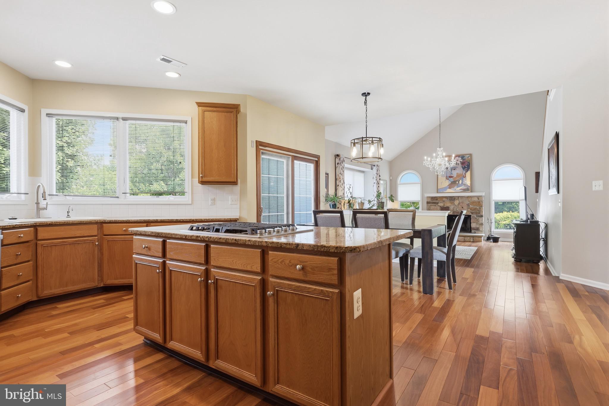 BRIDLE ESTATES - Residential