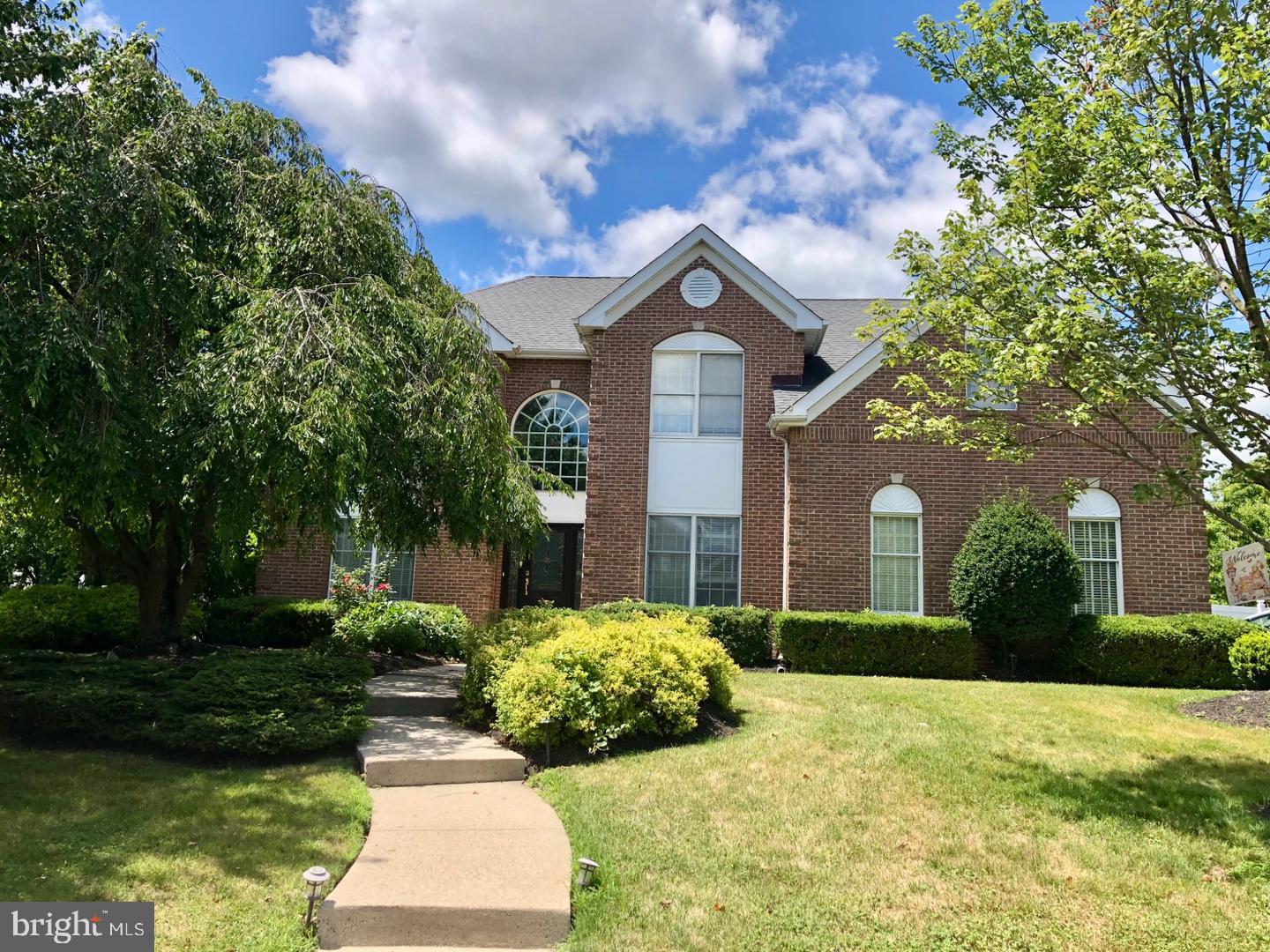 BRIDLE ESTATES - Residential