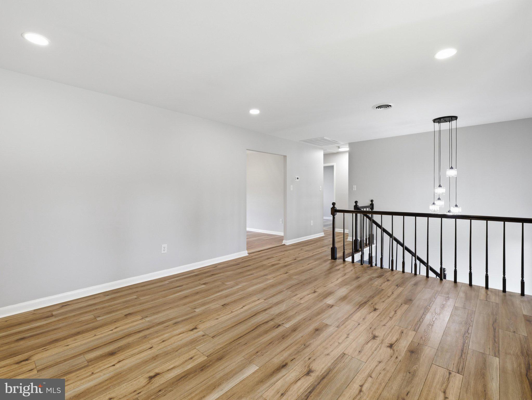 WOODMOOR - Residential