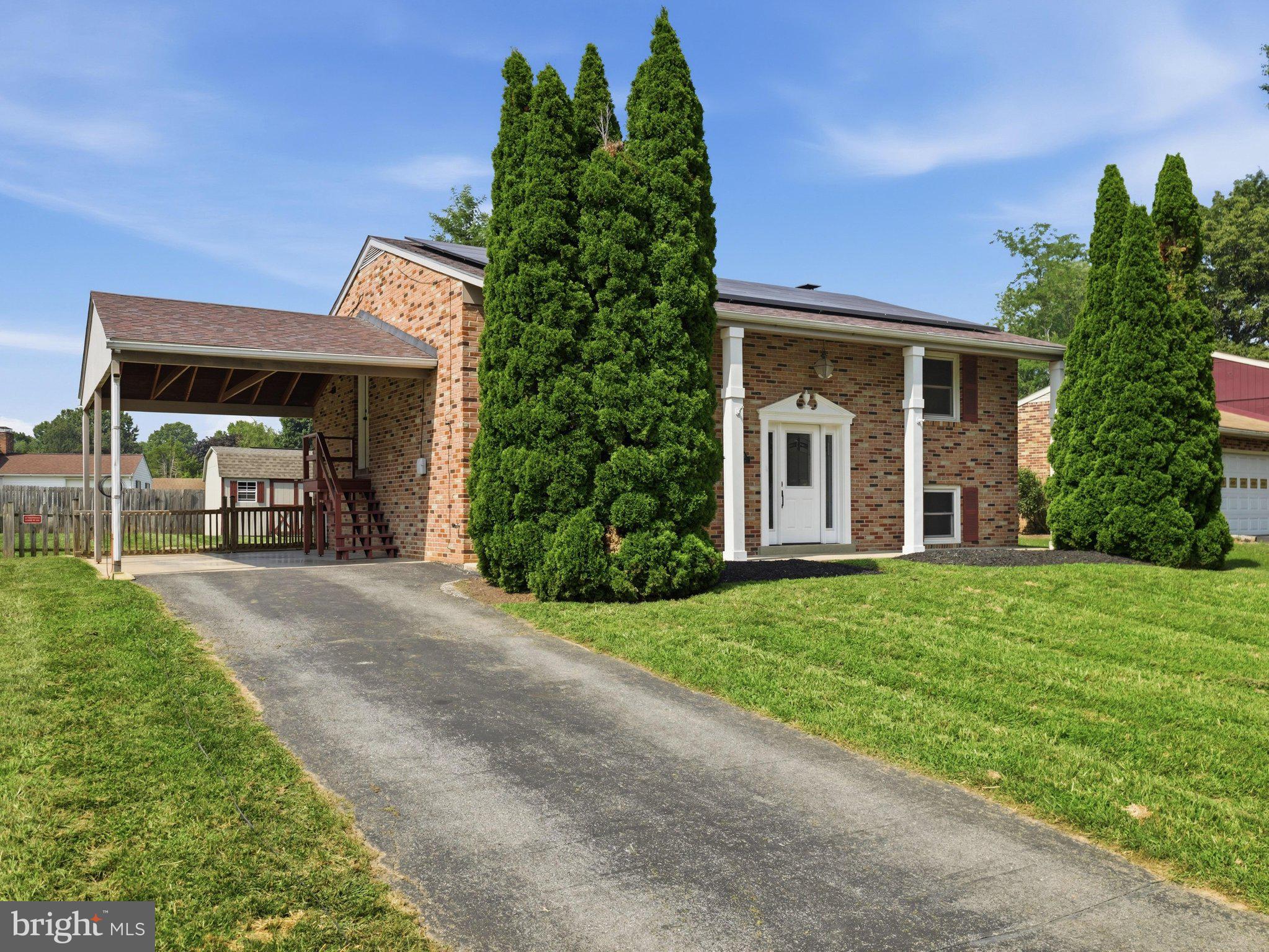 WOODMOOR - Residential