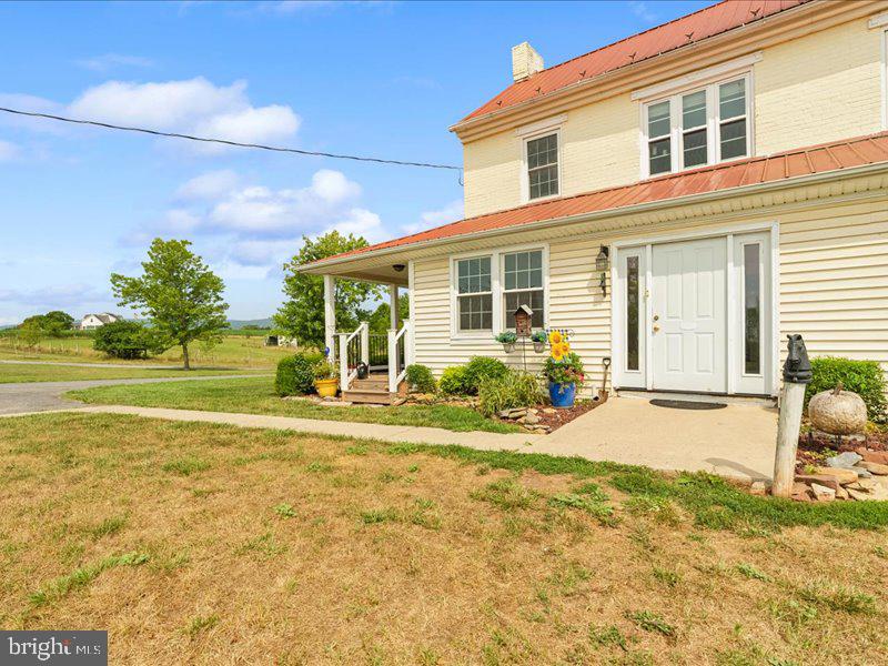 ROCKY RIDGE - Farm