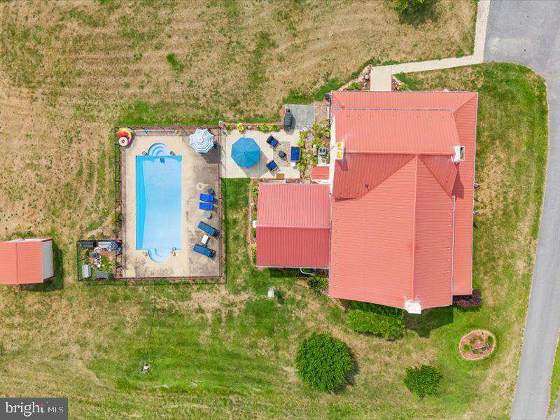ROCKY RIDGE - Farm