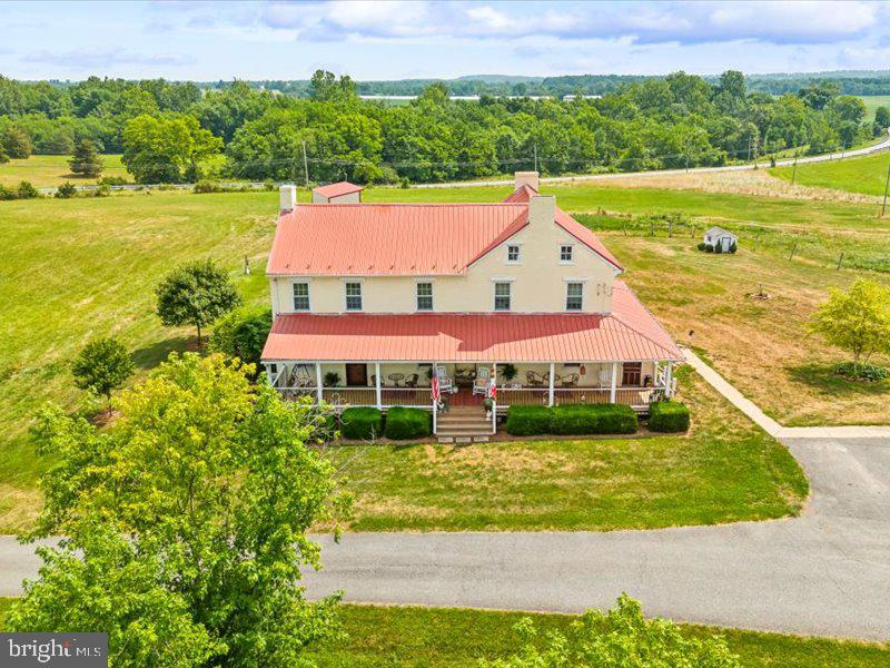 ROCKY RIDGE - Farm