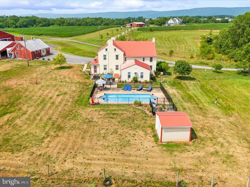 ROCKY RIDGE - Farm