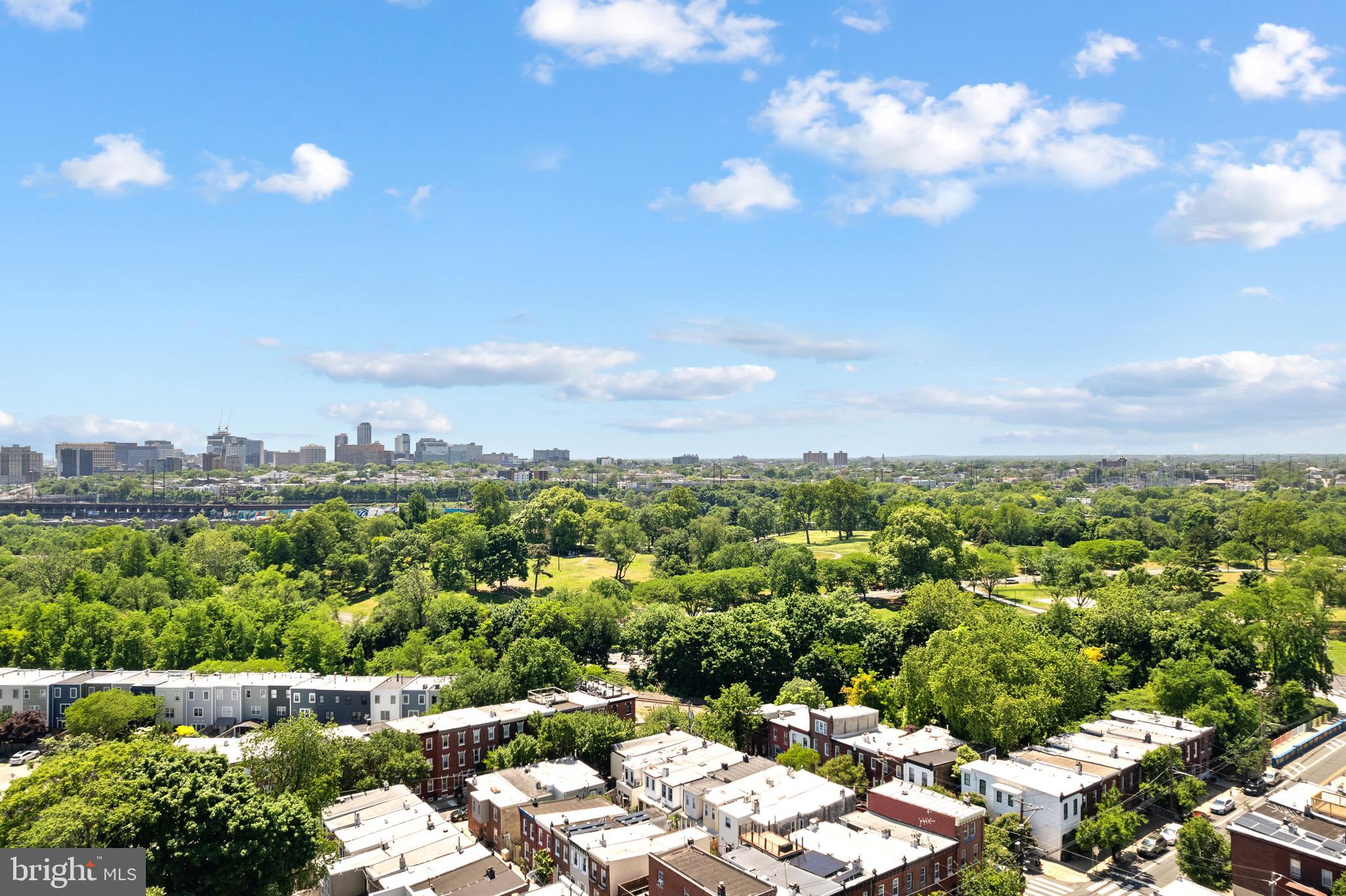 FAIRMOUNT - Residential