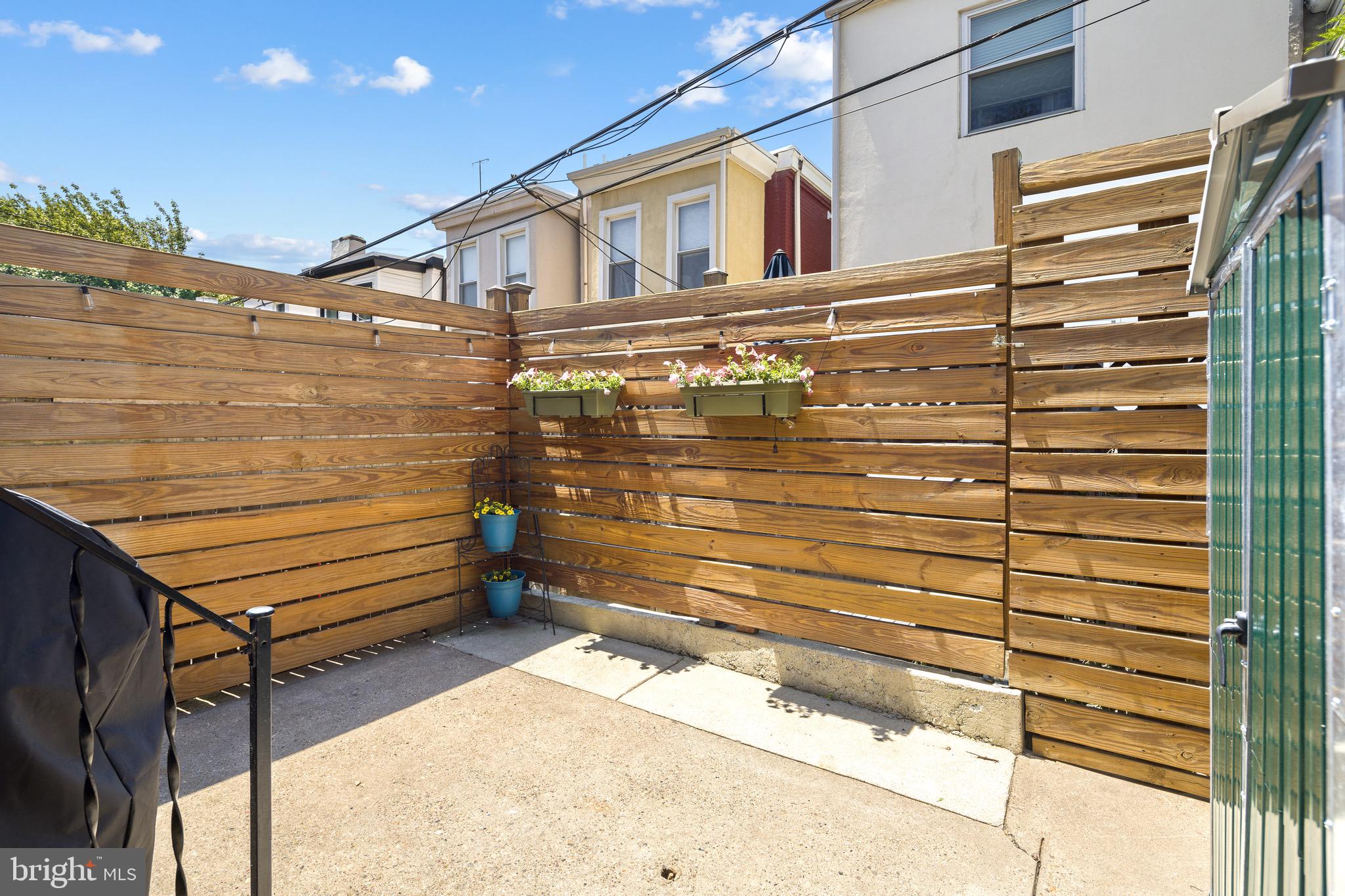 FAIRMOUNT - Residential