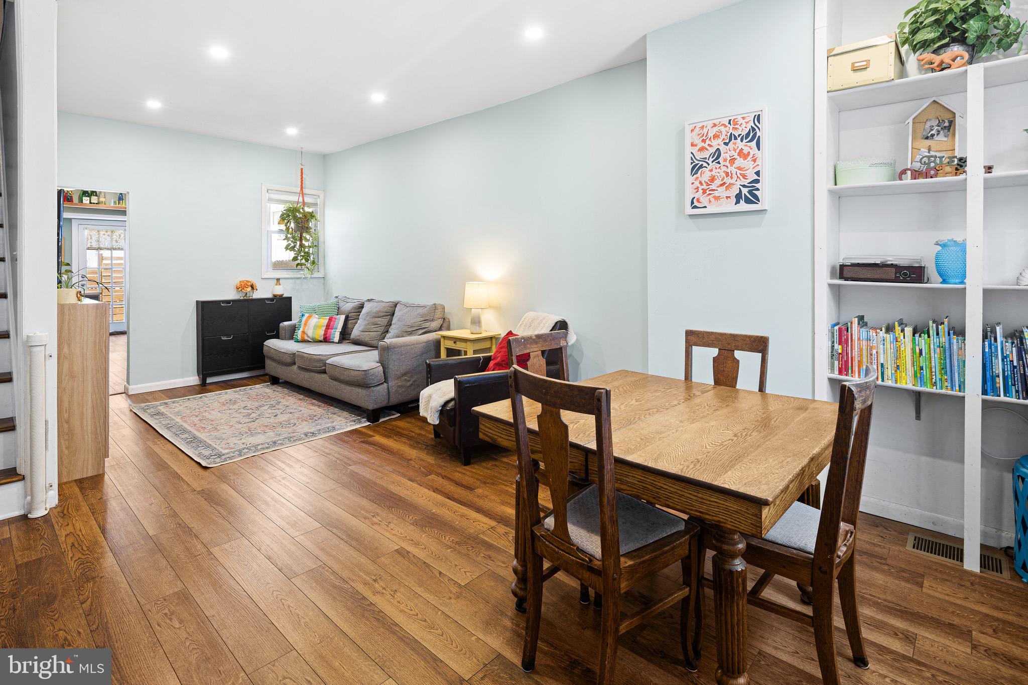 FAIRMOUNT - Residential