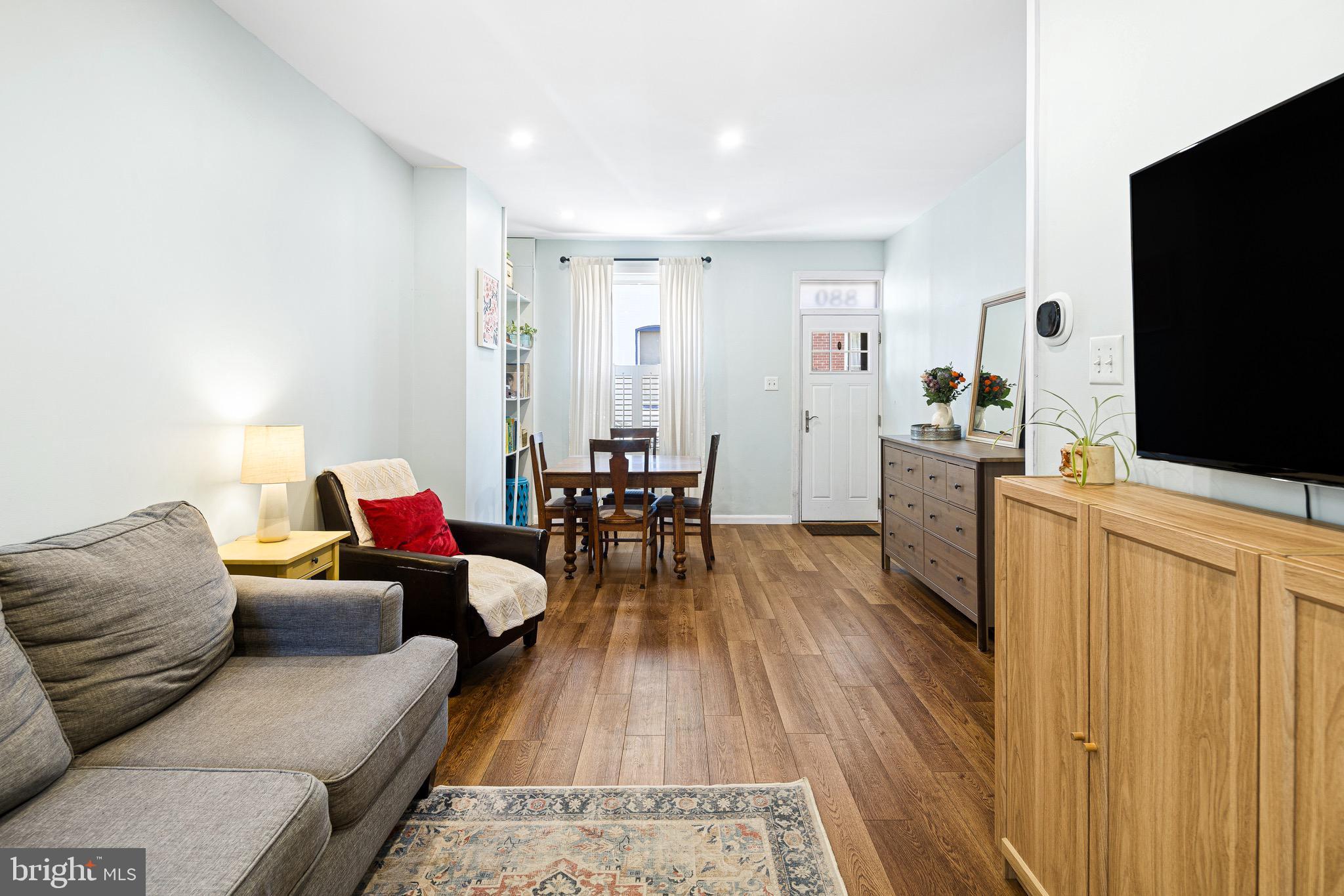 FAIRMOUNT - Residential