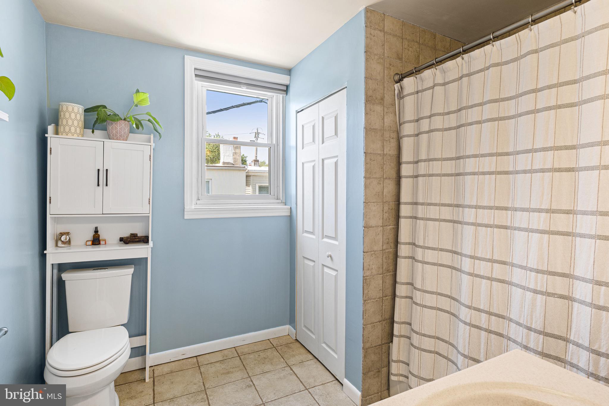 FAIRMOUNT - Residential