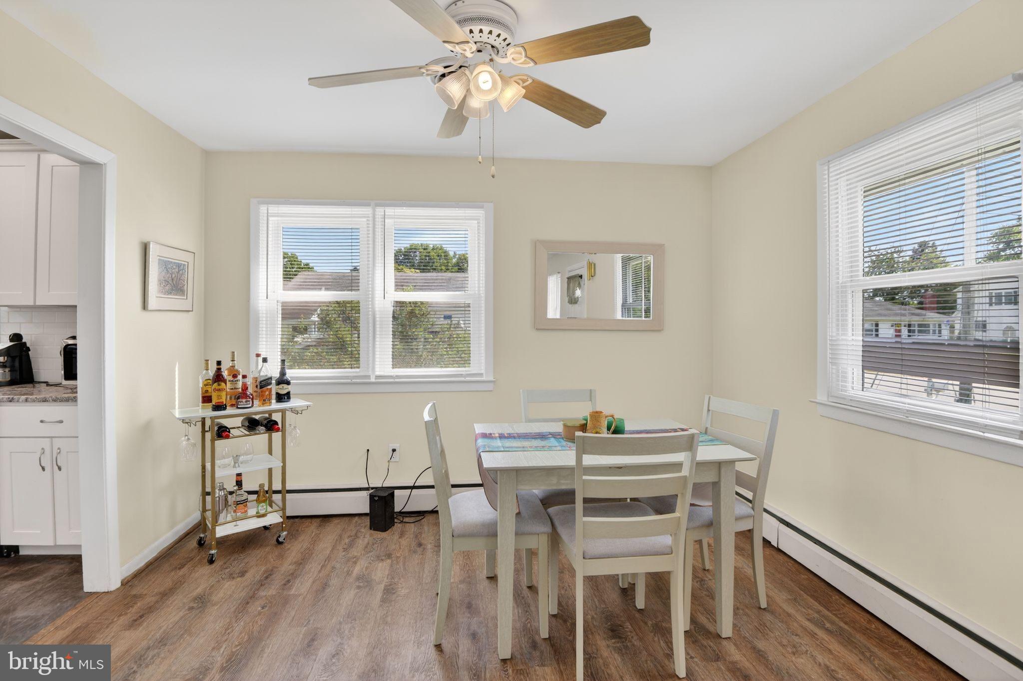 CENTREVILLE HEIGHTS - Residential