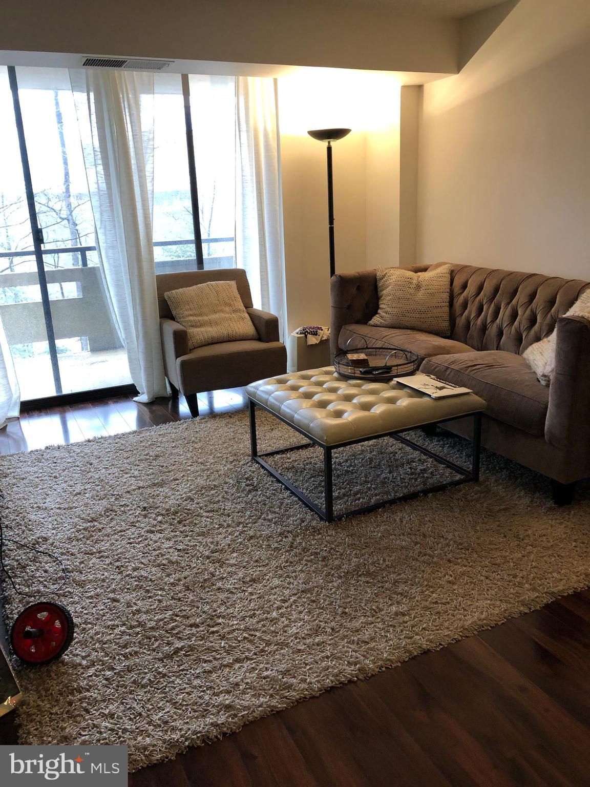 ENCORE OF MCLEAN - Residential Lease