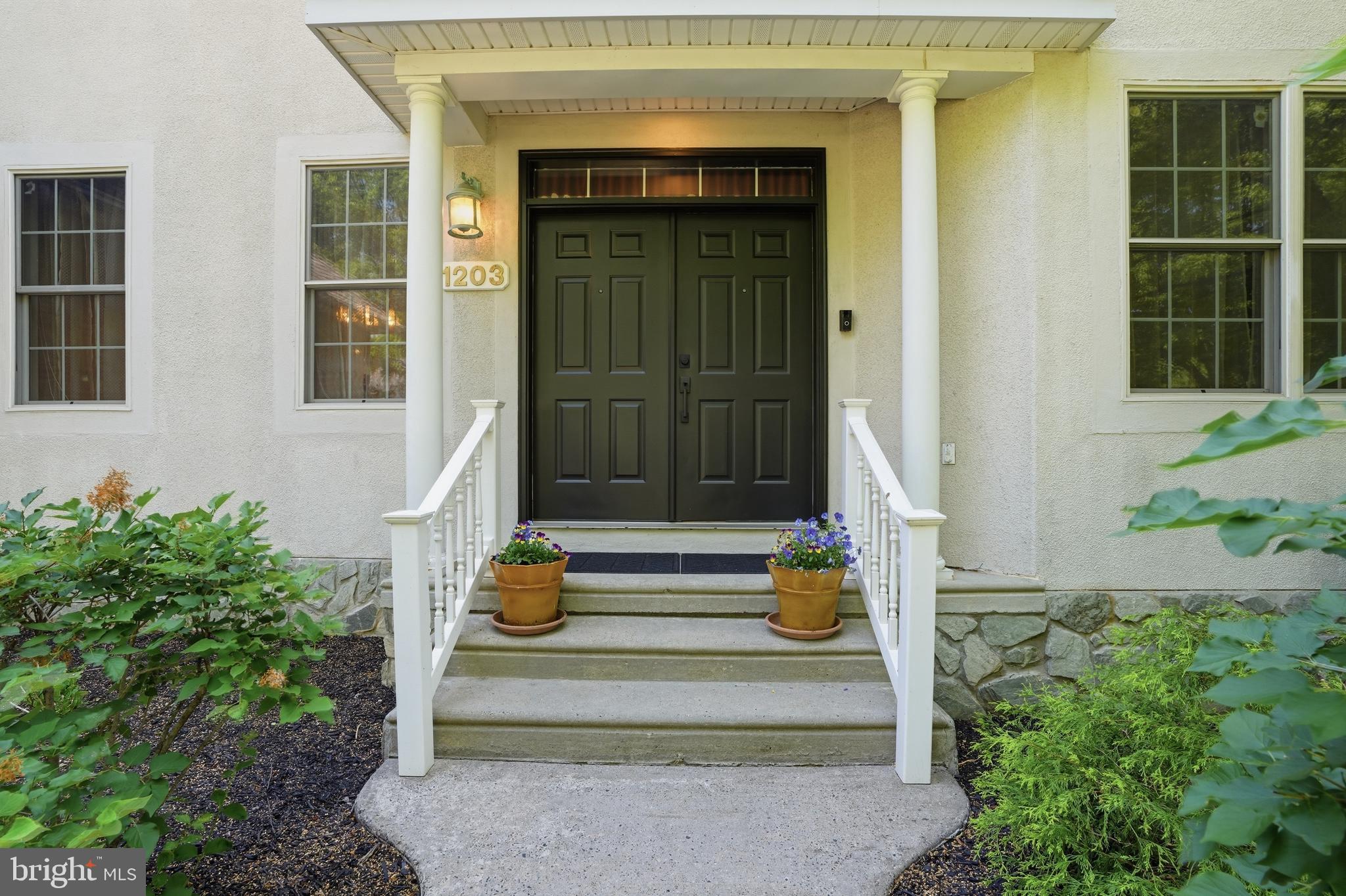 CRESPO ESTATES - Residential
