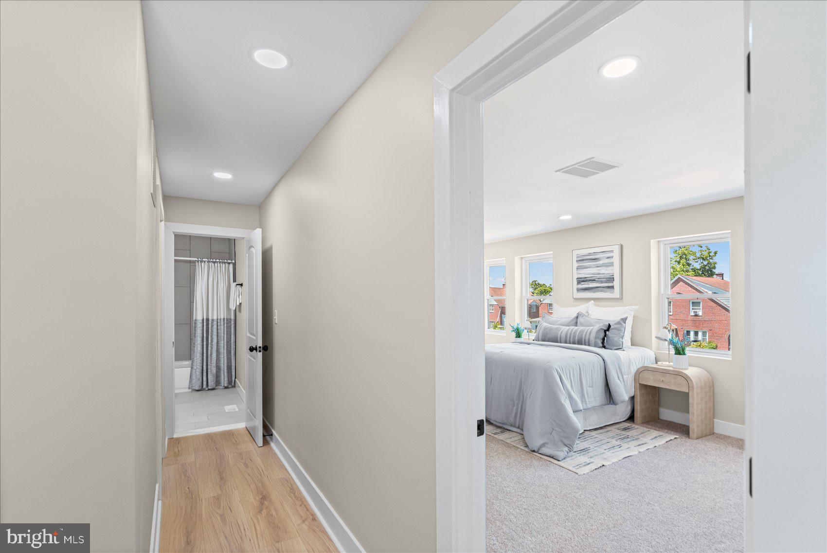 HOWARD PARK - Residential