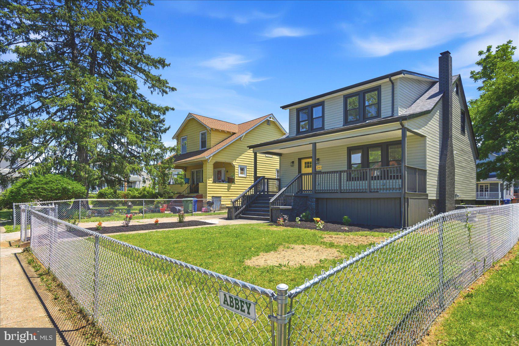 HOWARD PARK - Residential