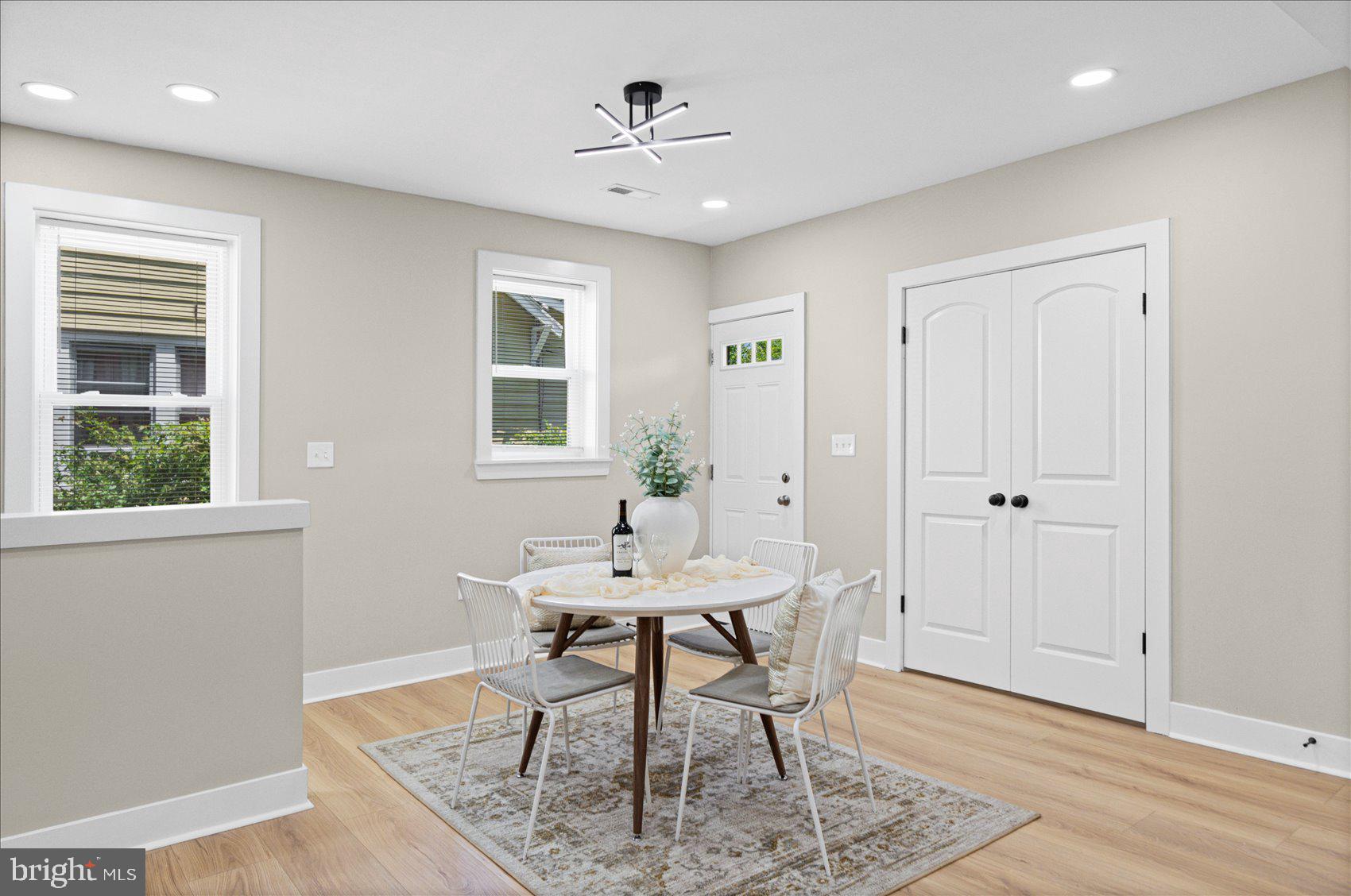 HOWARD PARK - Residential