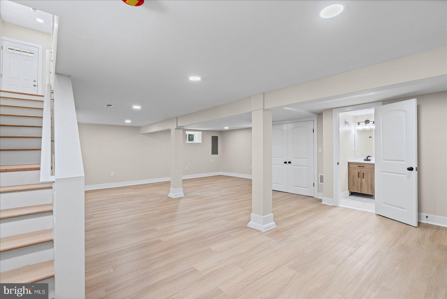 HOWARD PARK - Residential