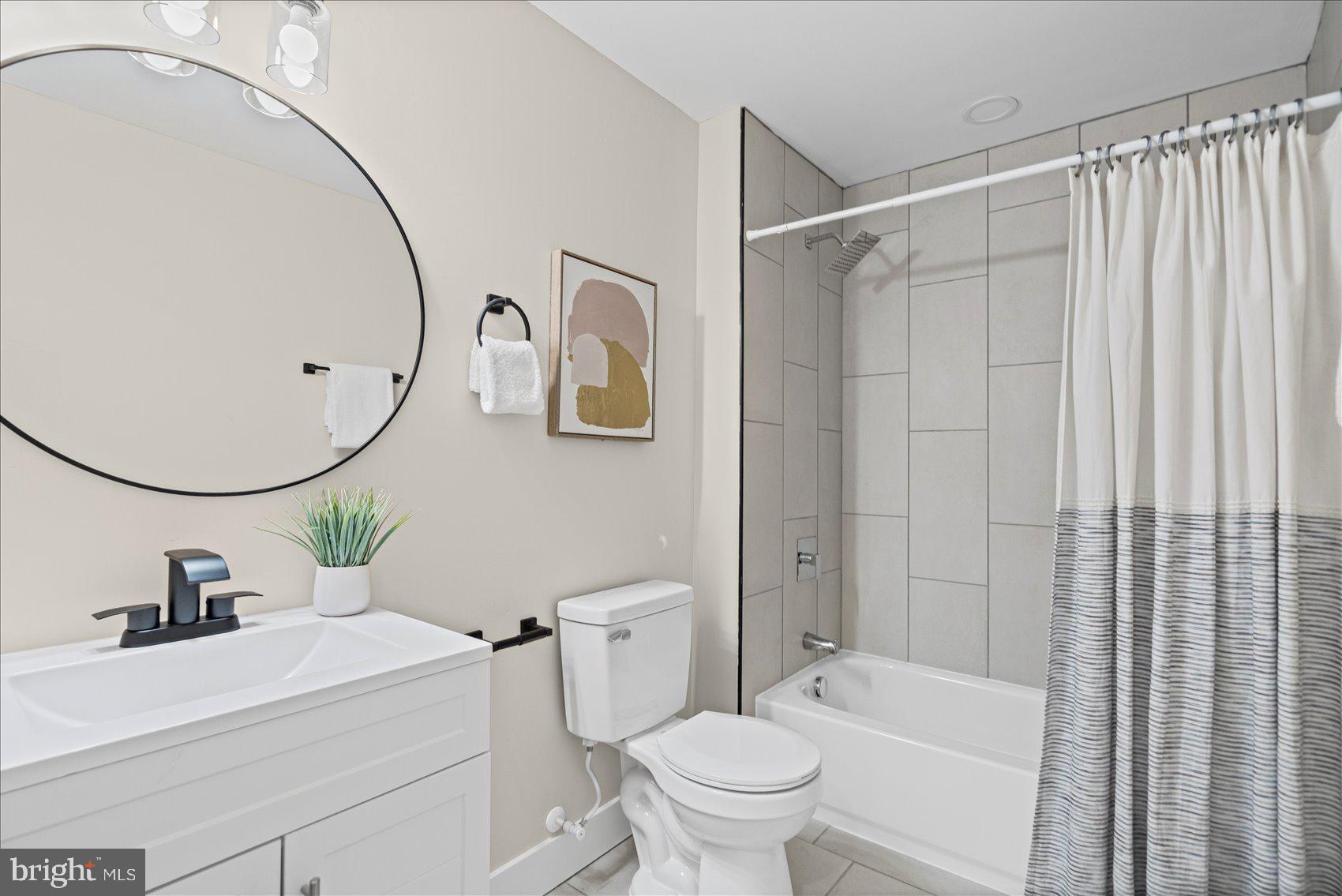 HOWARD PARK - Residential