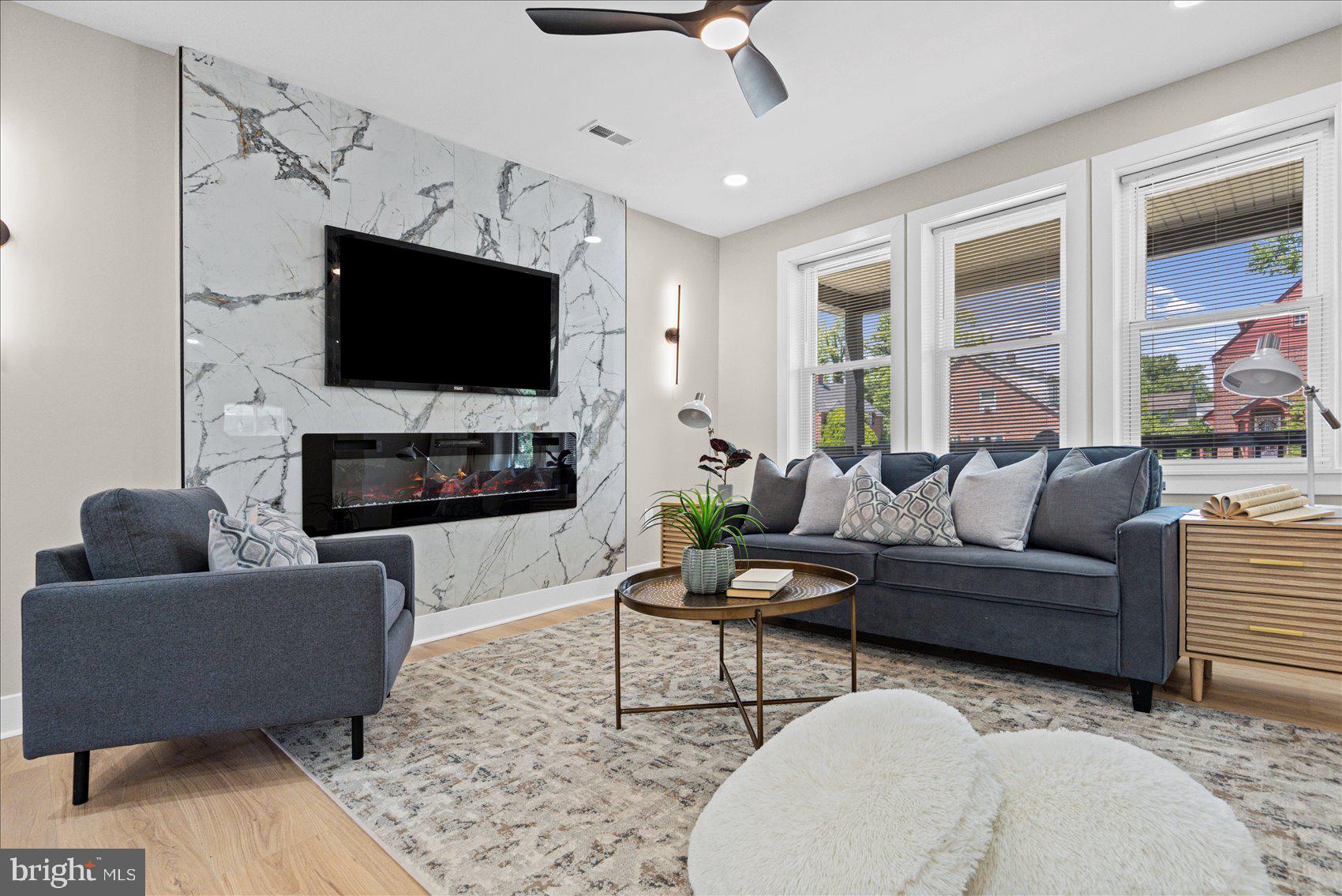 HOWARD PARK - Residential