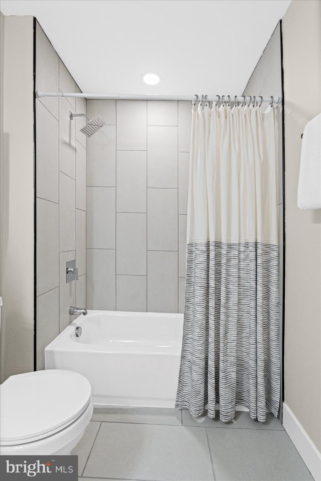 HOWARD PARK - Residential