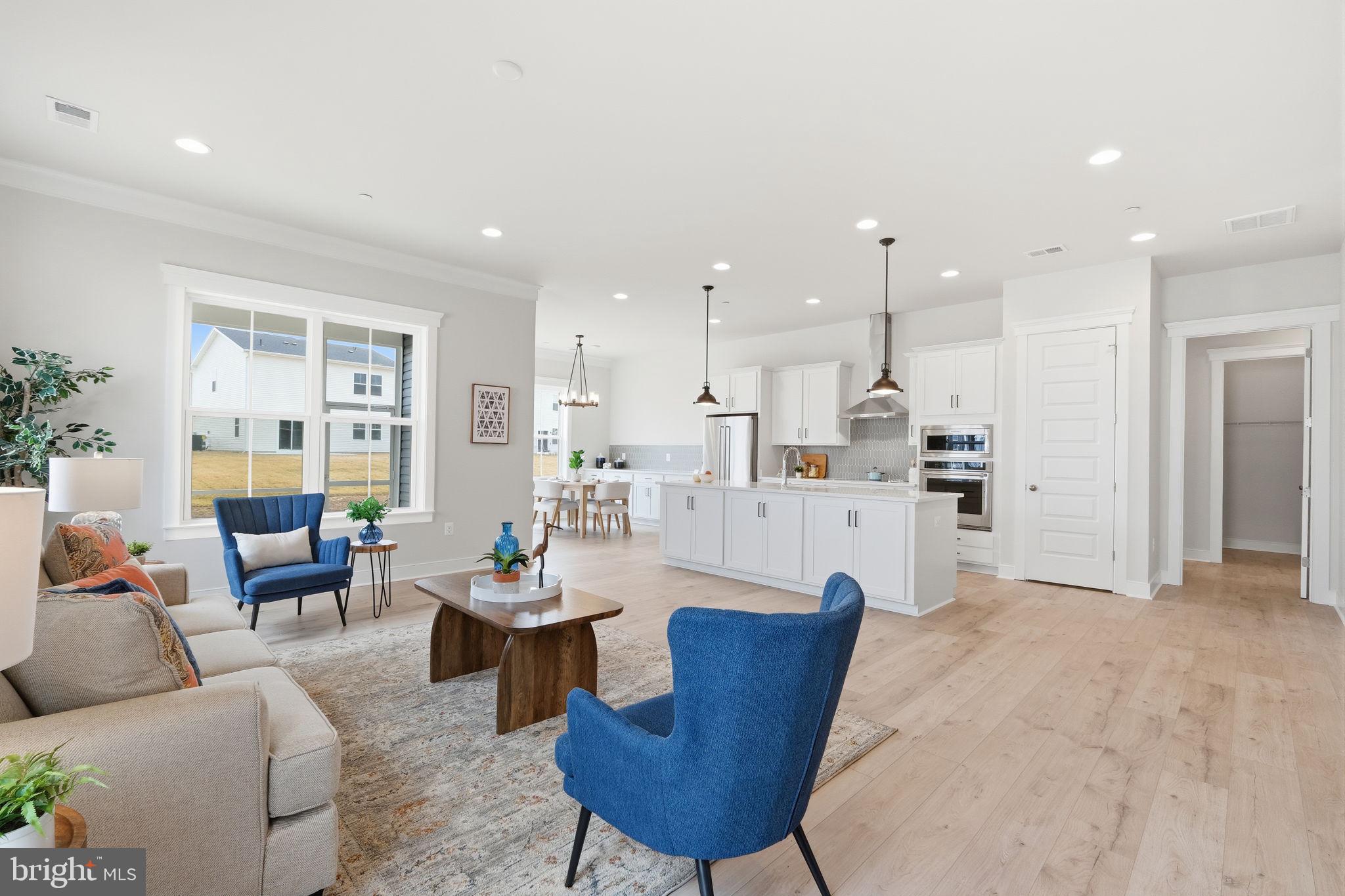 LAKESIDE AT TRAPPE - Residential