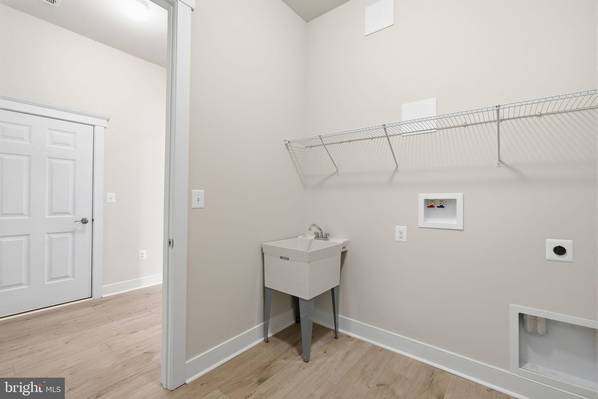 LAKESIDE AT TRAPPE - Residential