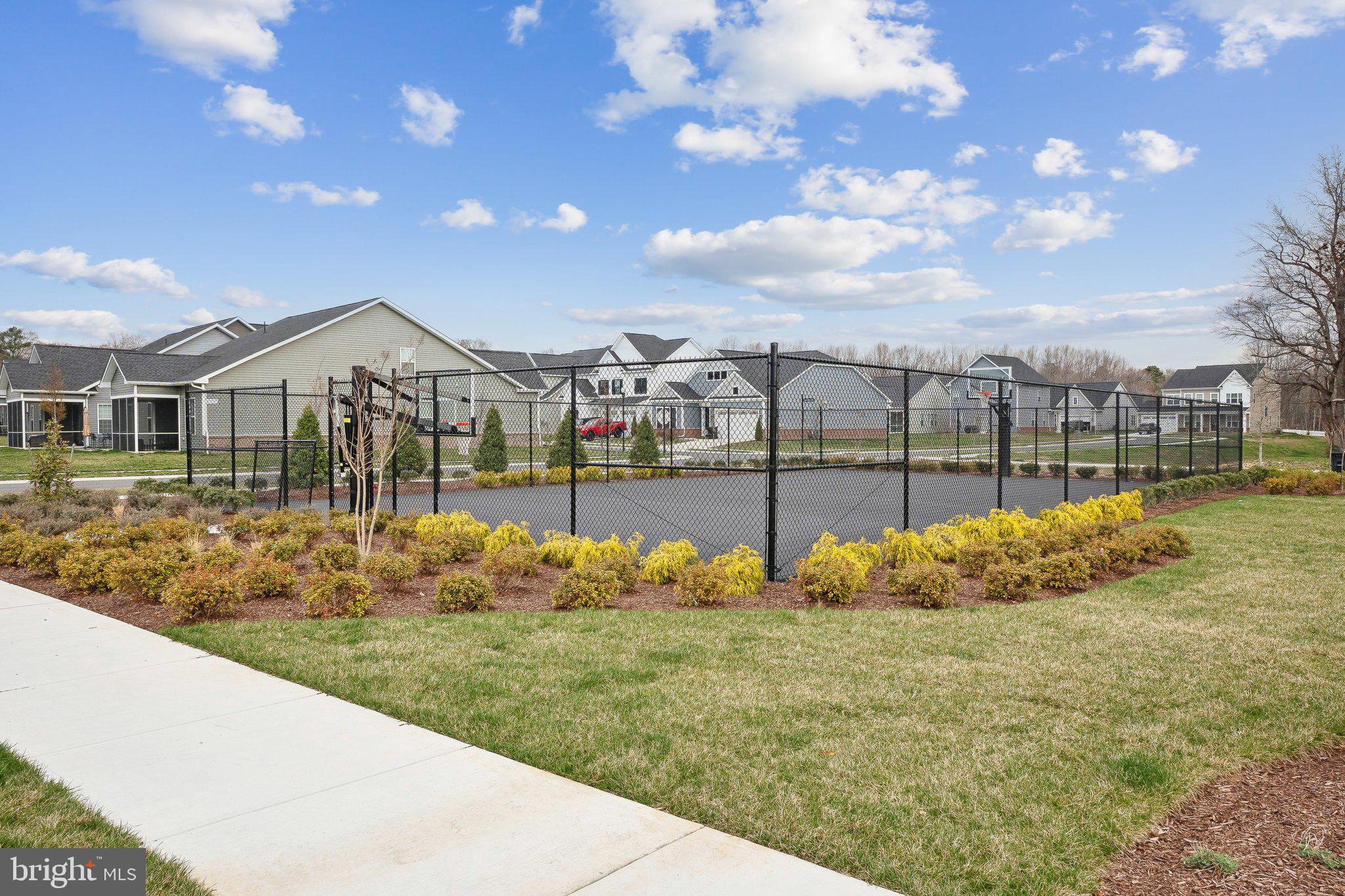 LAKESIDE AT TRAPPE - Residential