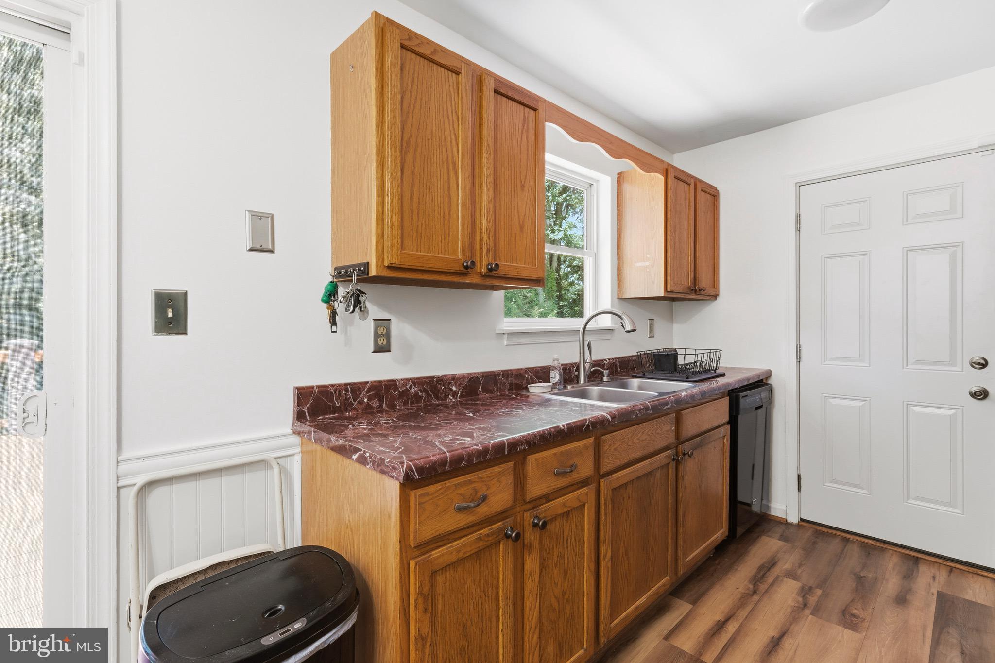 CHARLESTOWN MANOR - Residential