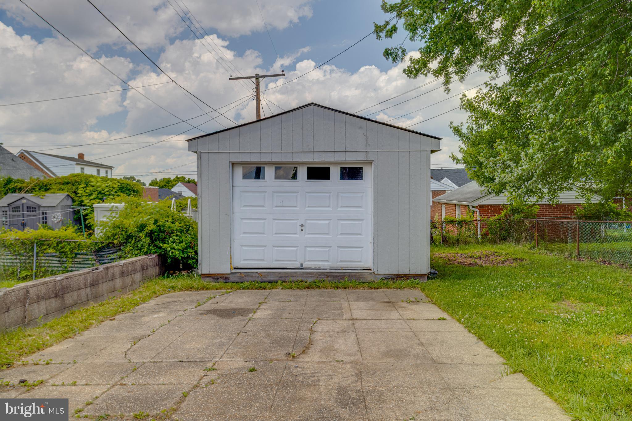 GARDENVILLE - Residential
