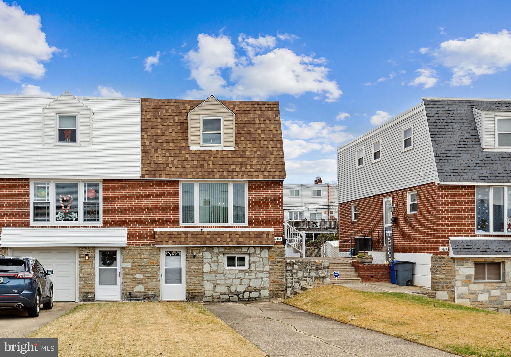 ACADEMY GARDENS - Residential