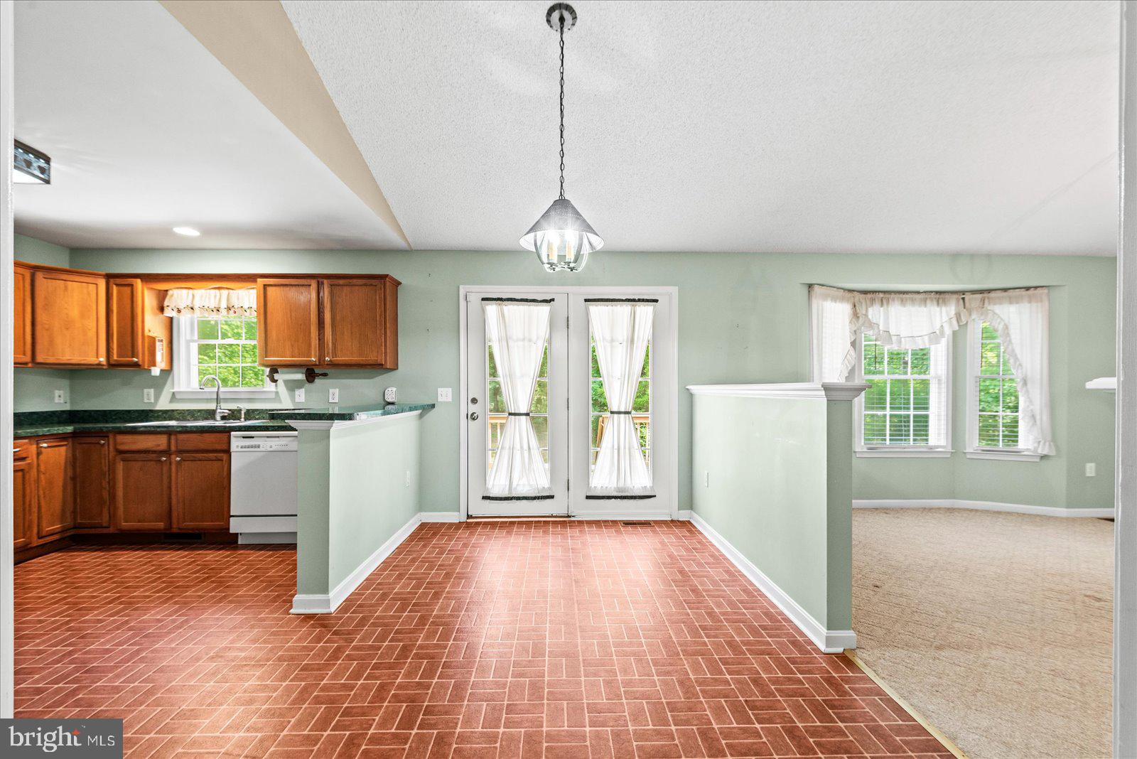 MAURY HEIGHTS - Residential