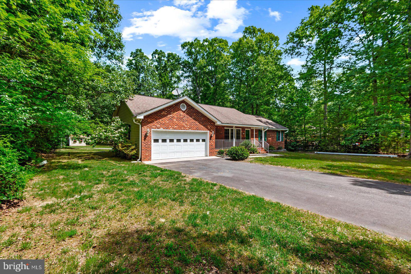 MAURY HEIGHTS - Residential