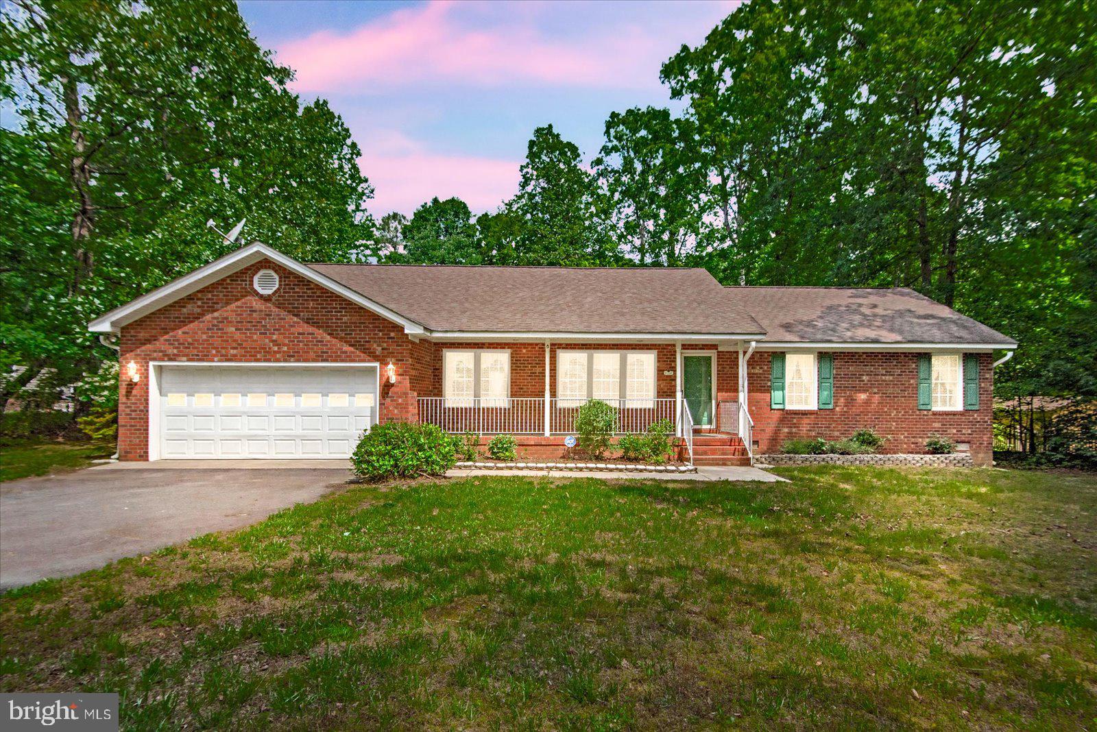 MAURY HEIGHTS - Residential