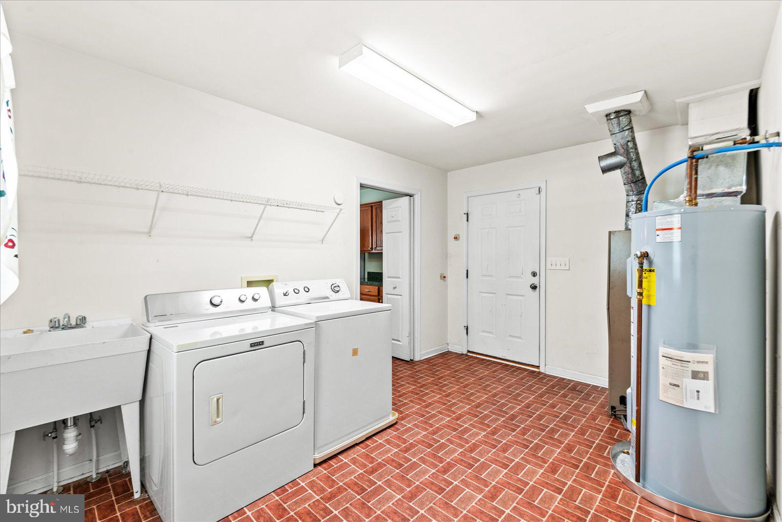 MAURY HEIGHTS - Residential