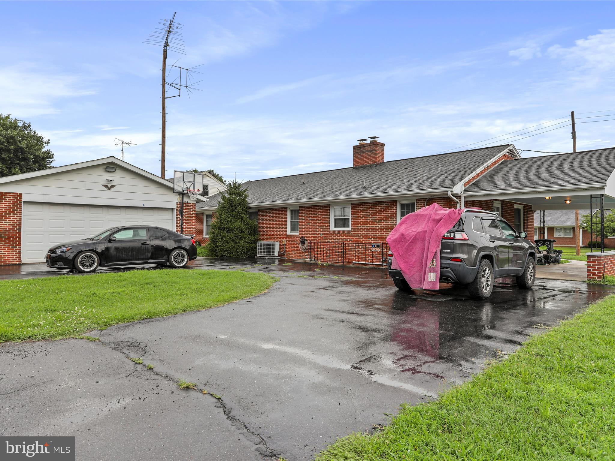 STRONGS ADDITION - Residential