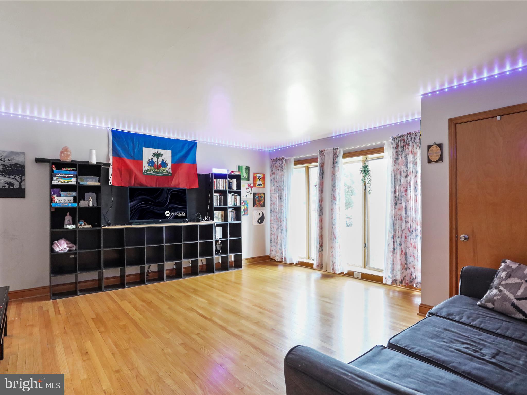 STRONGS ADDITION - Residential
