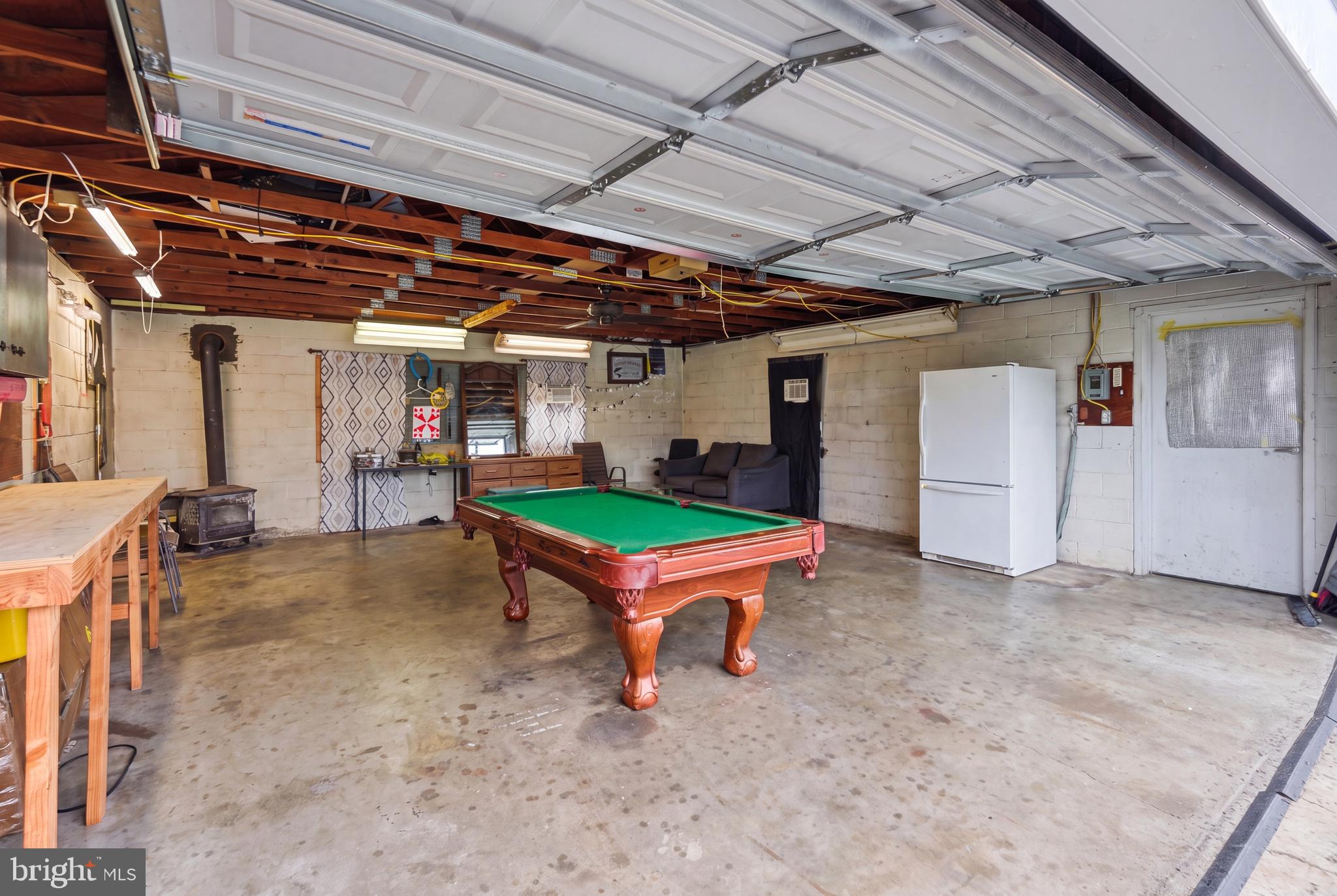 STRONGS ADDITION - Residential