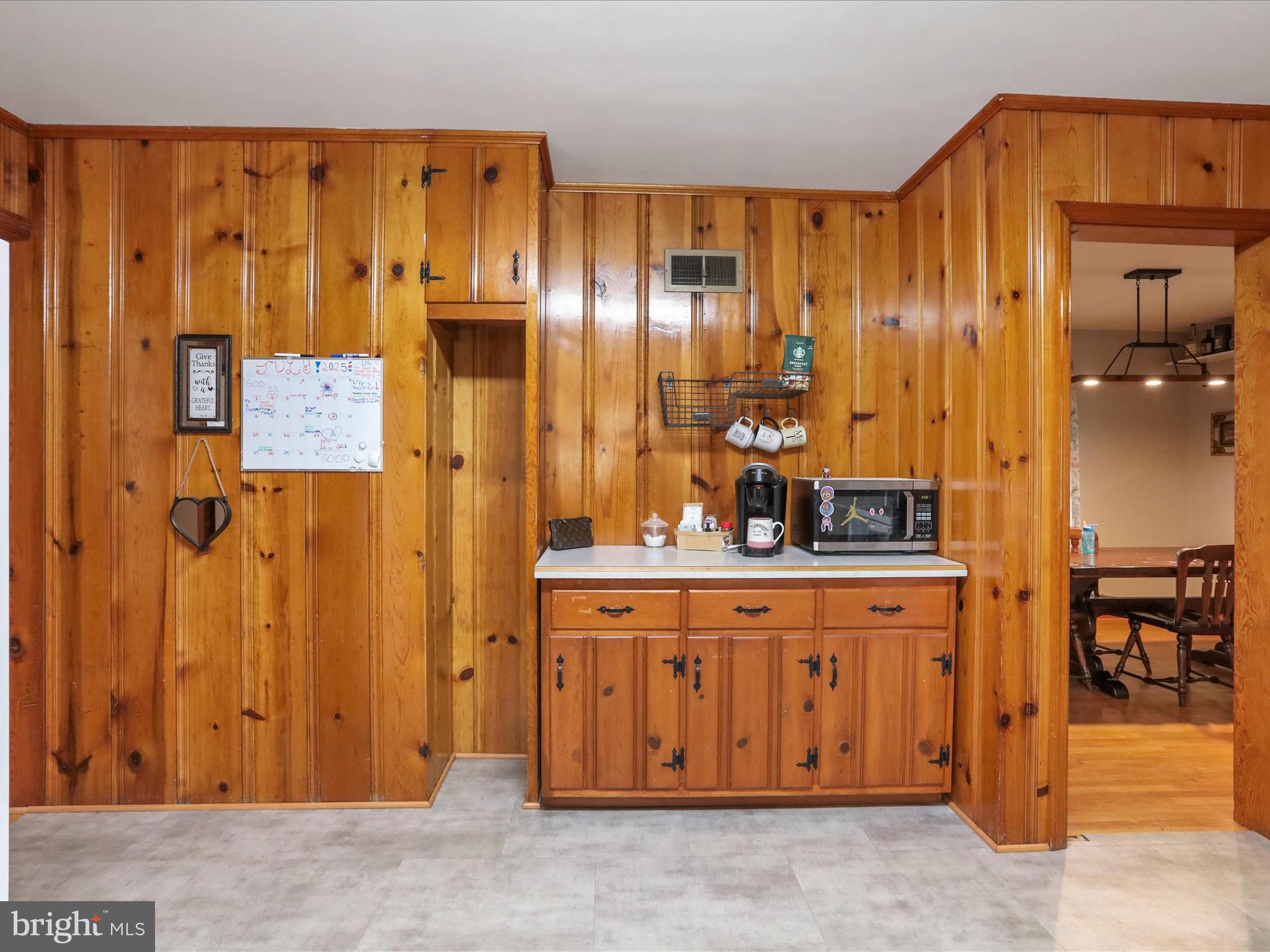 STRONGS ADDITION - Residential