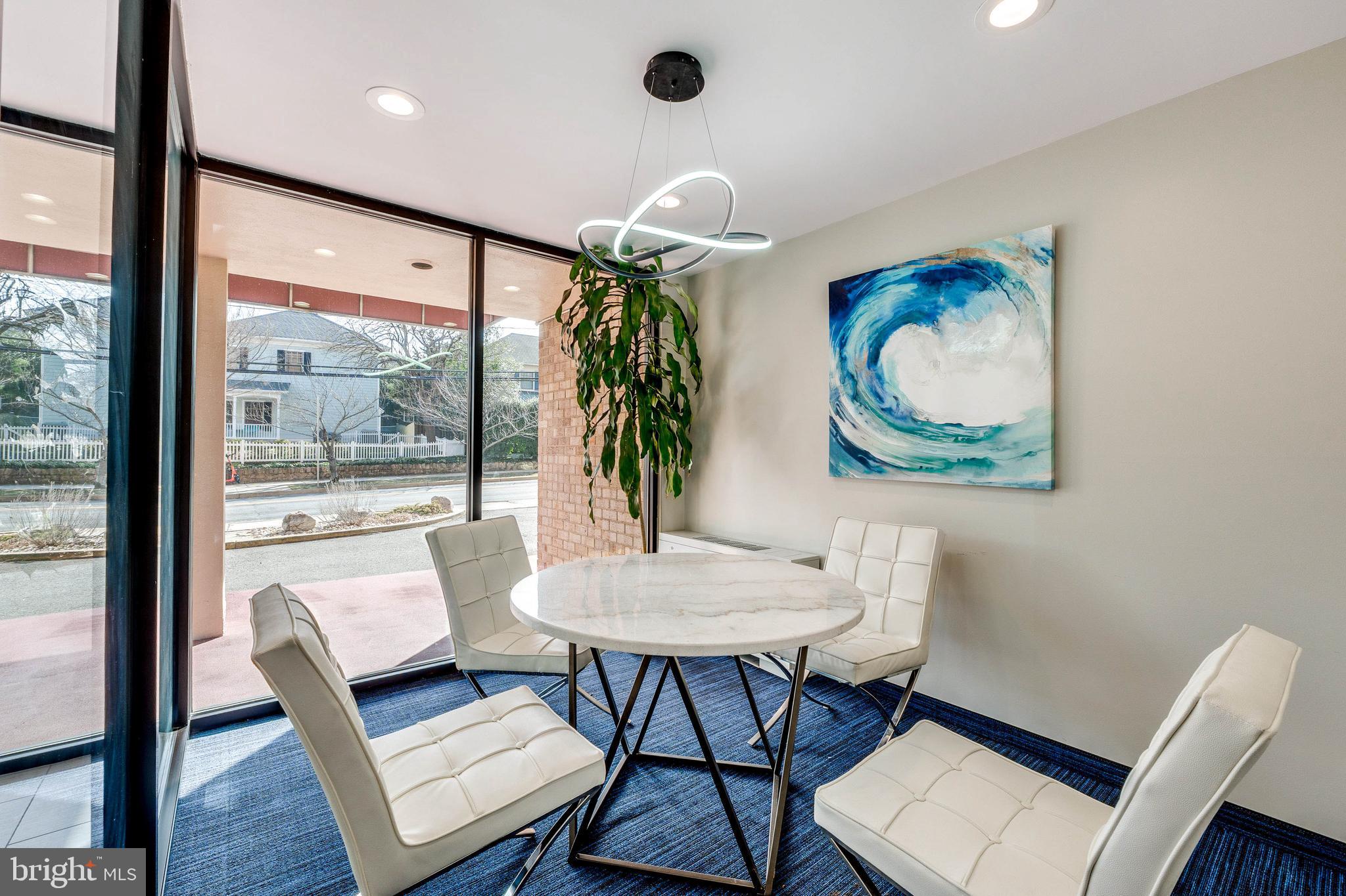 STONERIDGE KNOLL - Residential Lease