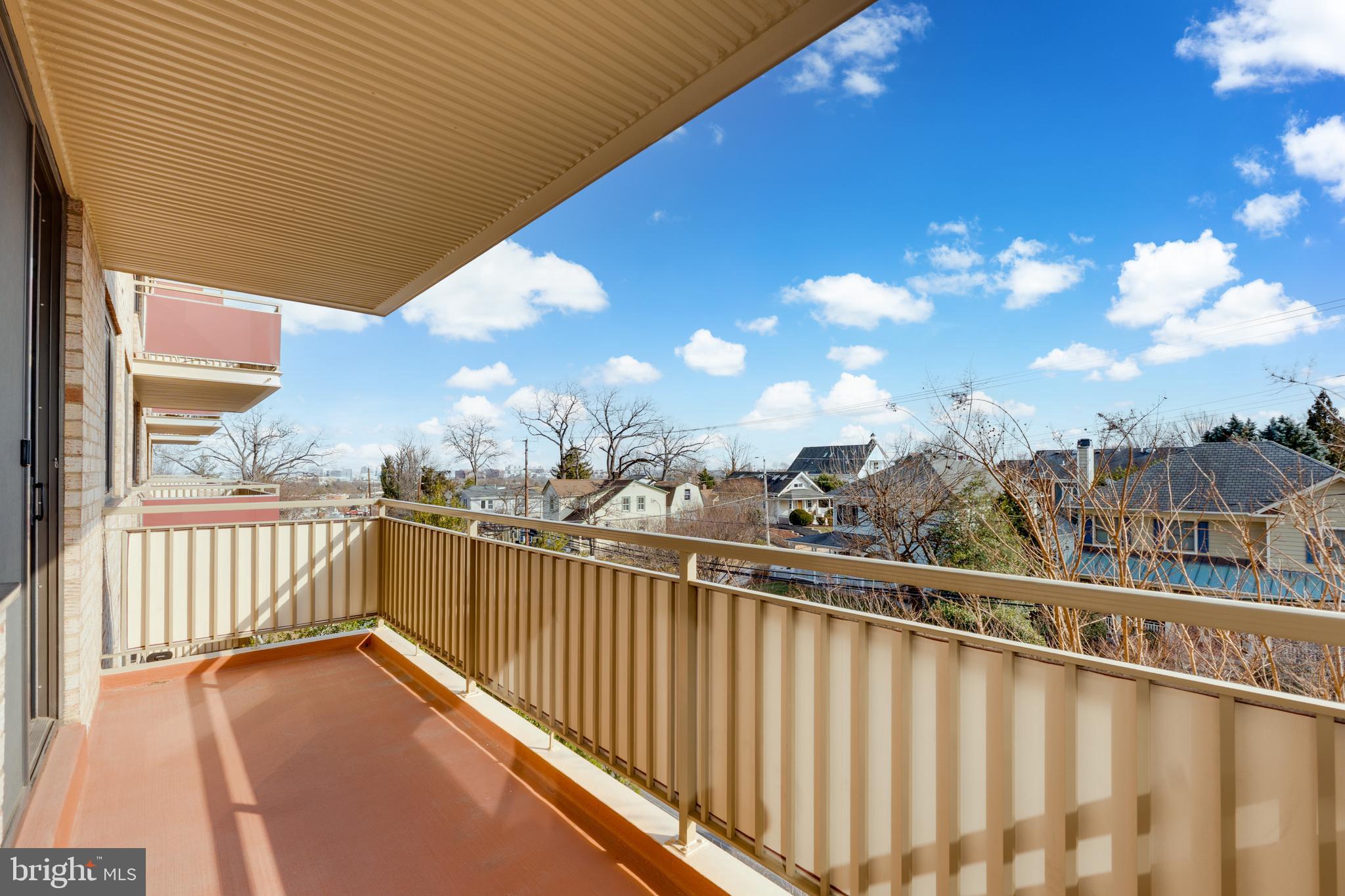 STONERIDGE KNOLL - Residential Lease
