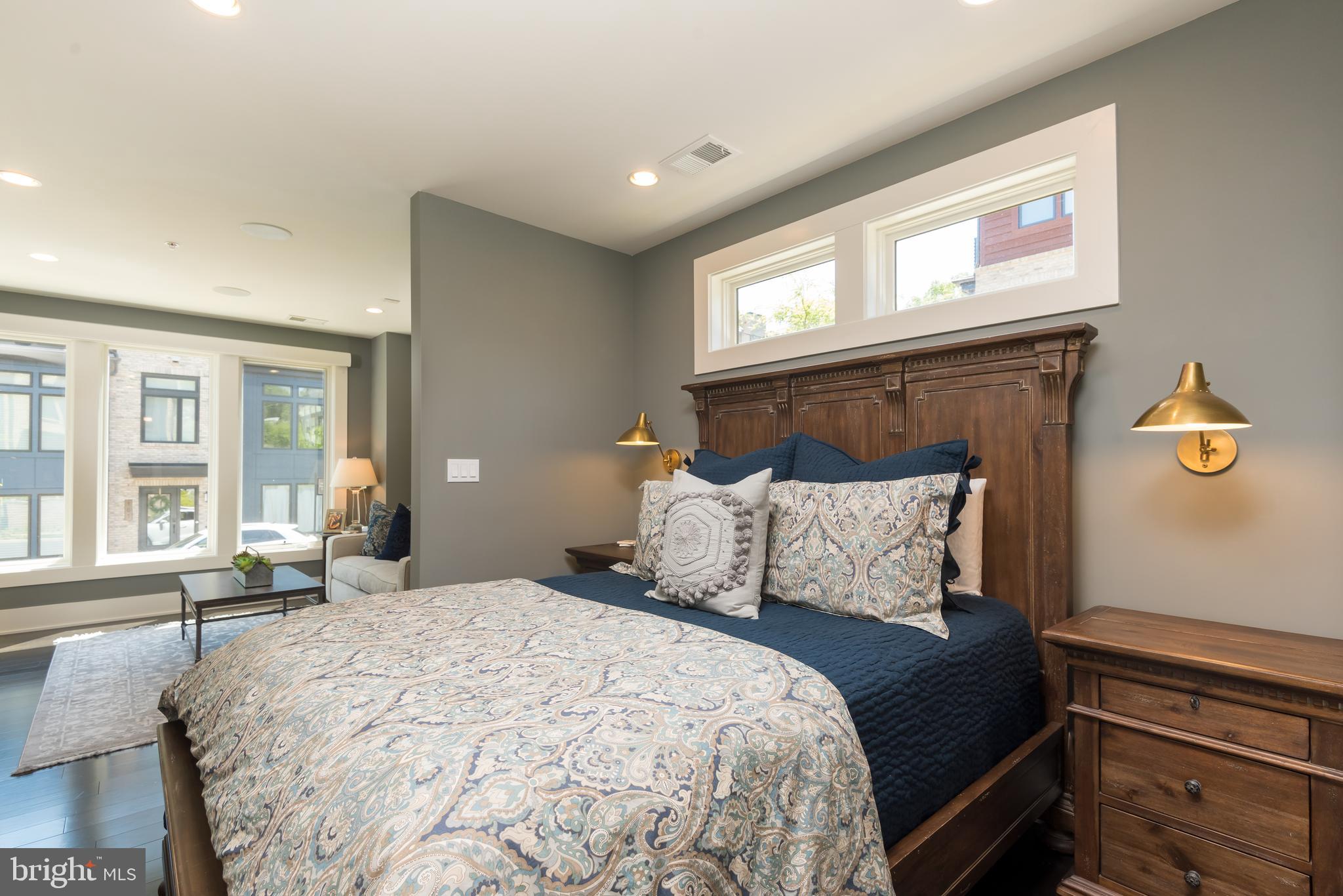 GROSVENOR HEIGHTS - Residential
