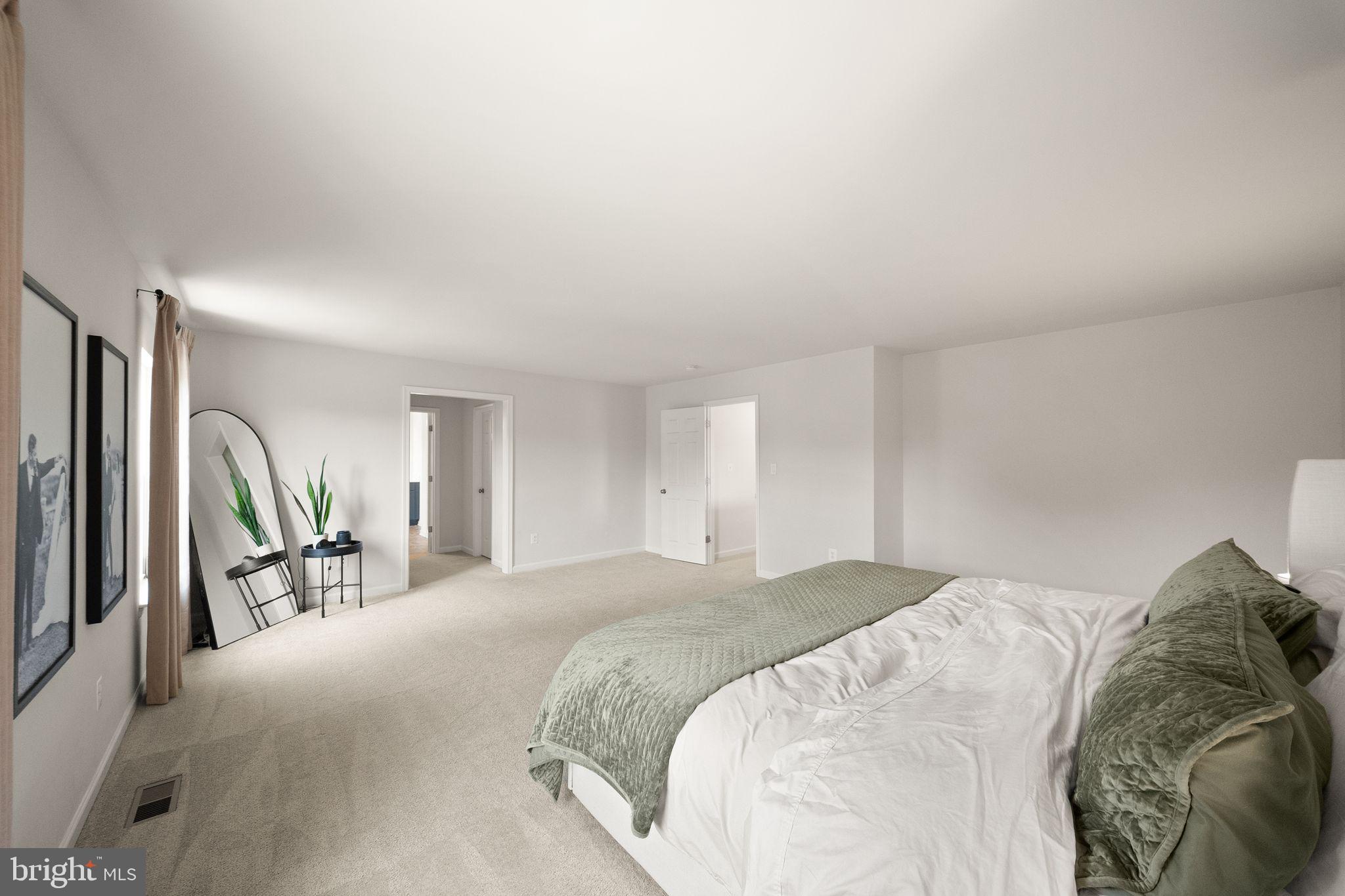VILLAGE CASE - Residential