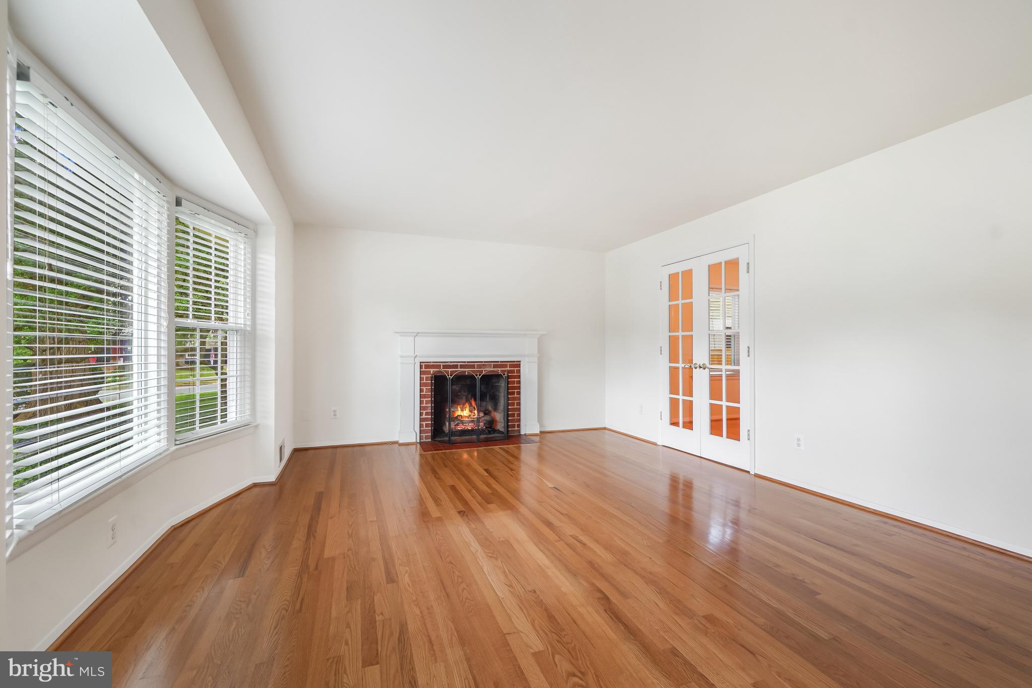 WAYNEWOOD - Residential