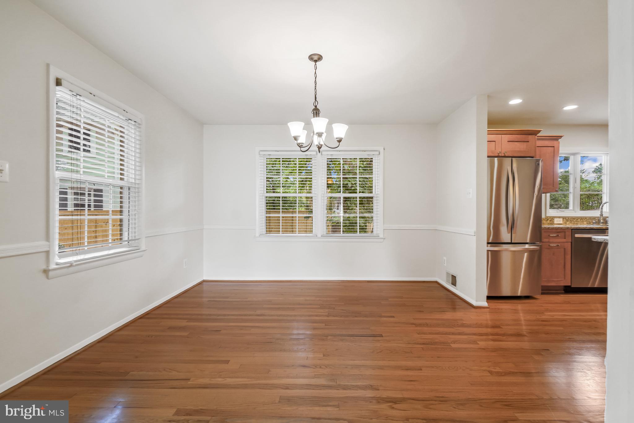 WAYNEWOOD - Residential