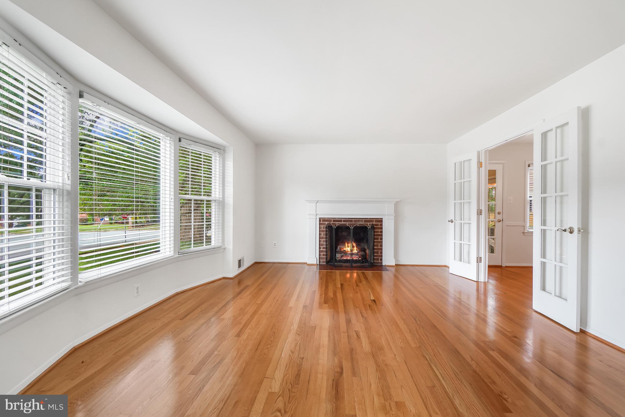 WAYNEWOOD - Residential