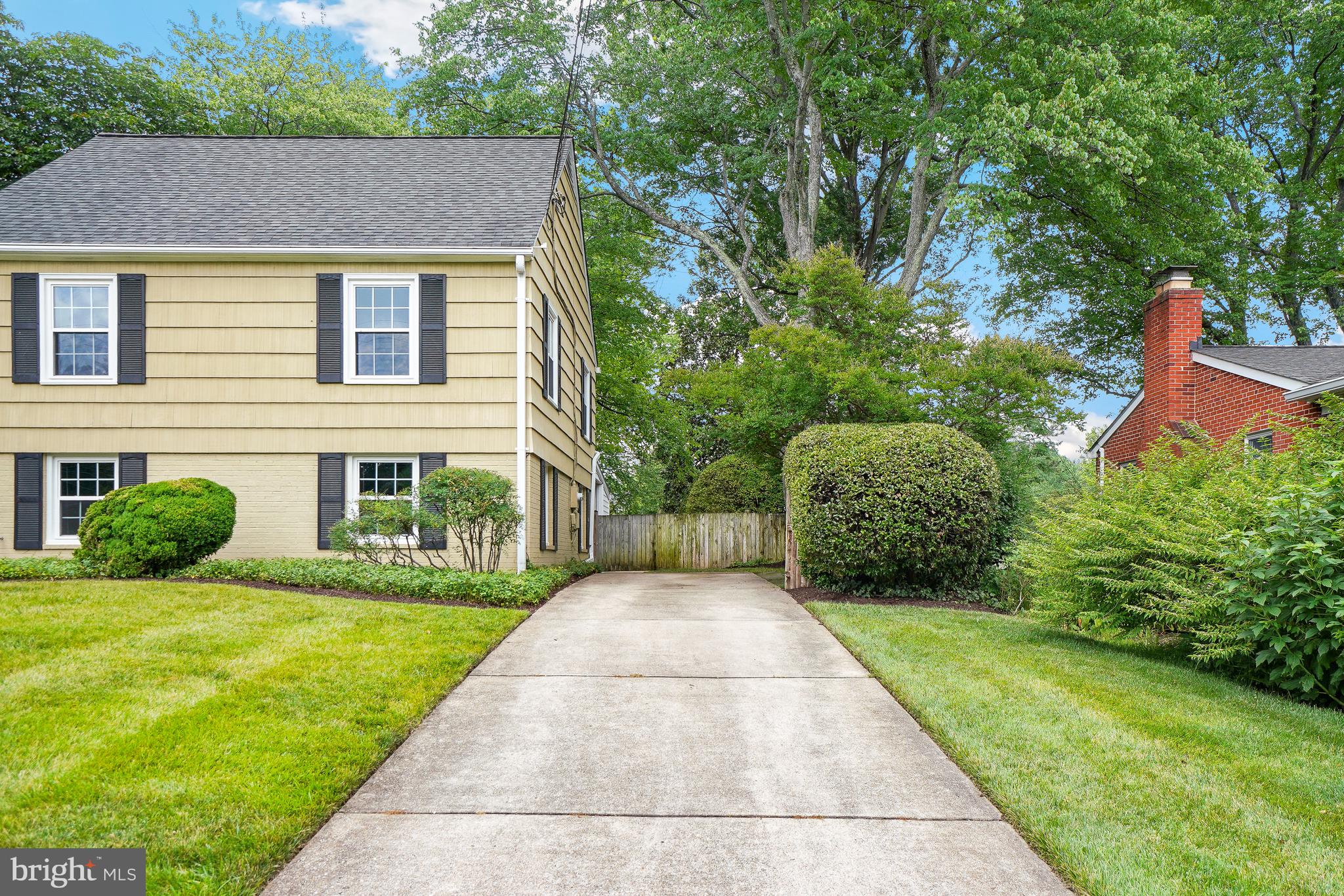 WAYNEWOOD - Residential