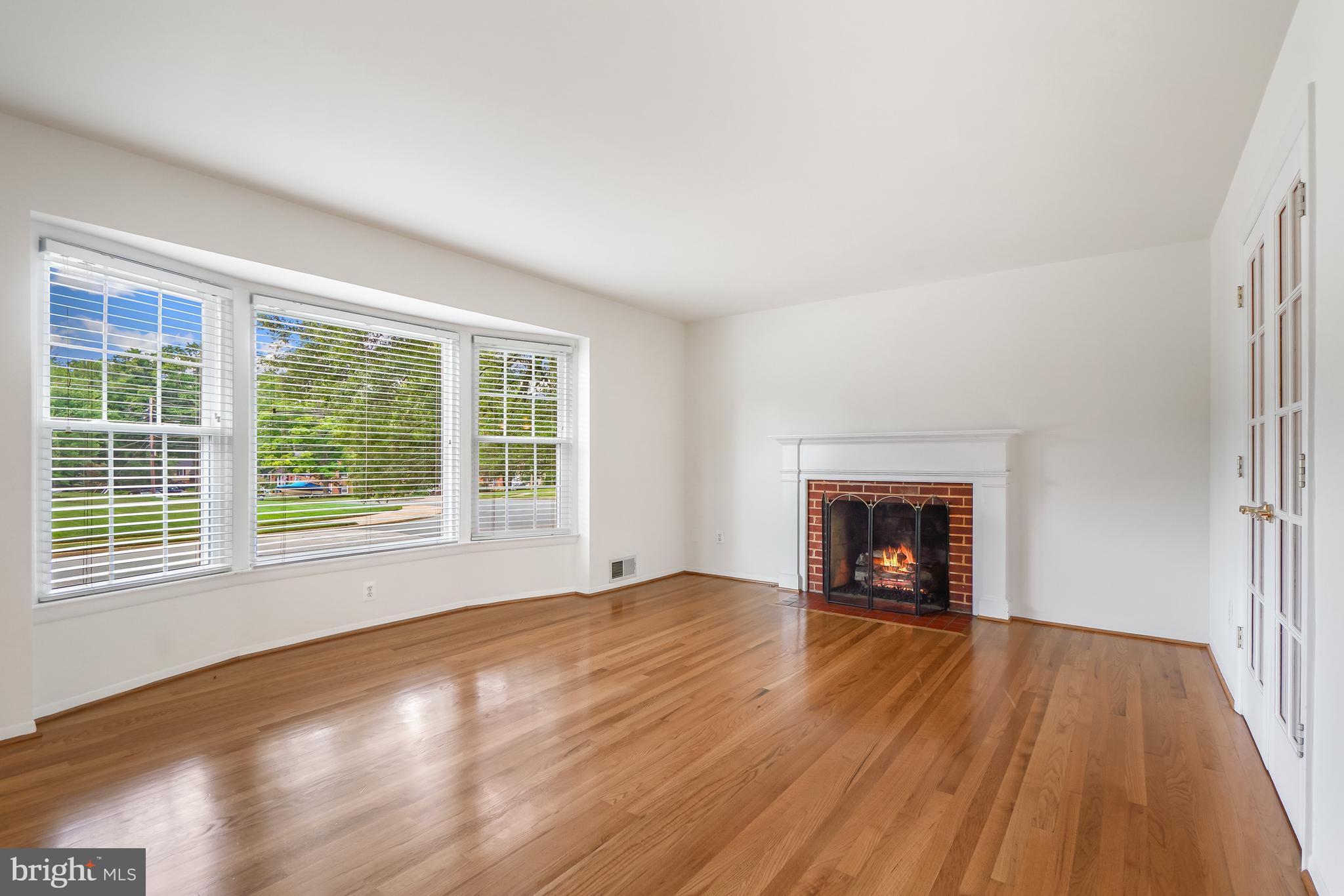 WAYNEWOOD - Residential