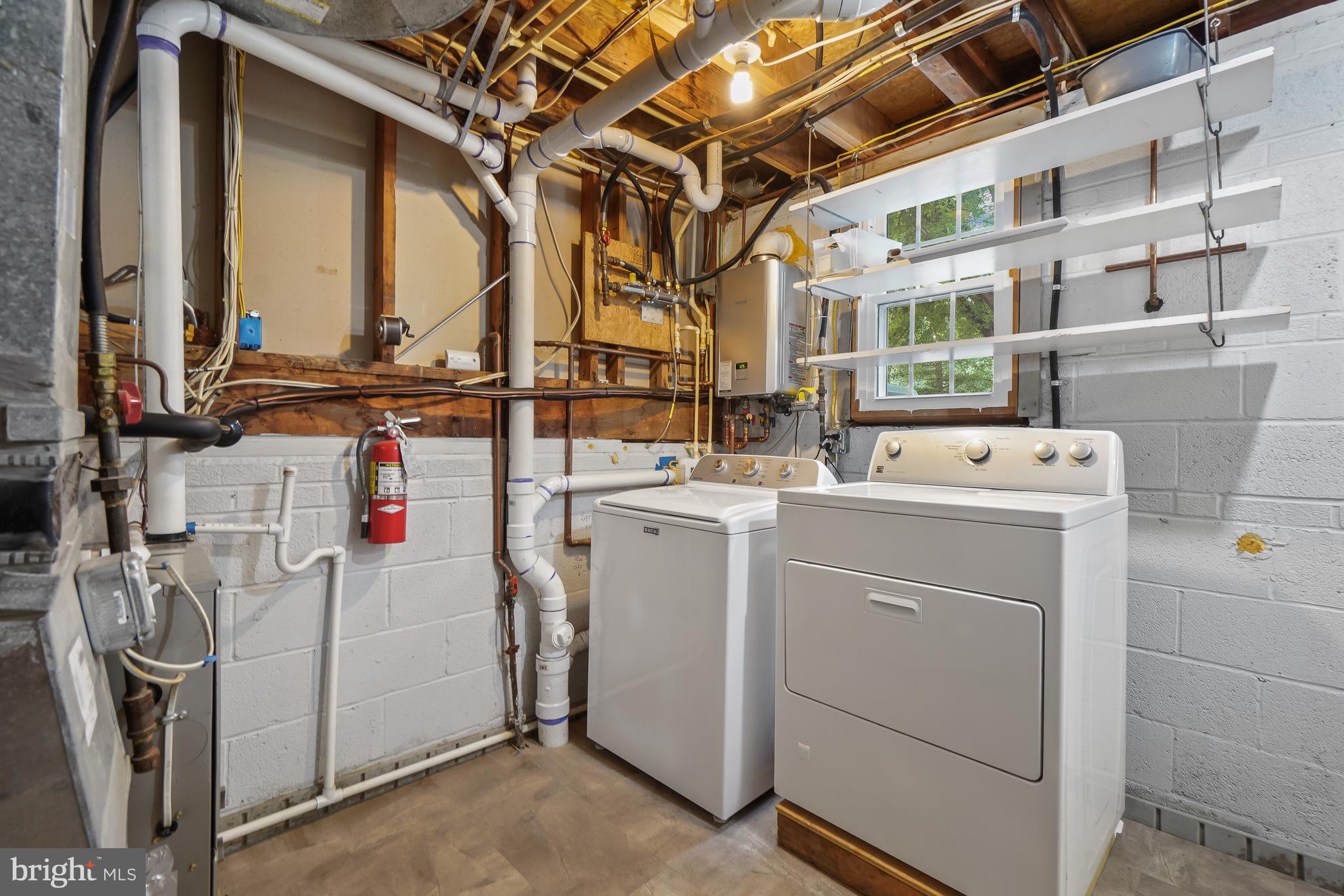 WAYNEWOOD - Residential