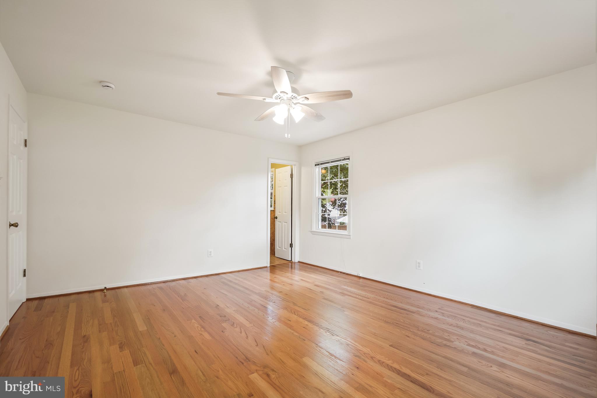 WAYNEWOOD - Residential
